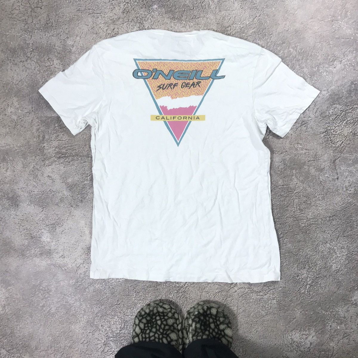 Vintage Vintage Oneill Sun Faded Graphic Tee Surf Streetwear Y2K M Size US M / EU 48-50 / 2 - 1 Thumbnail