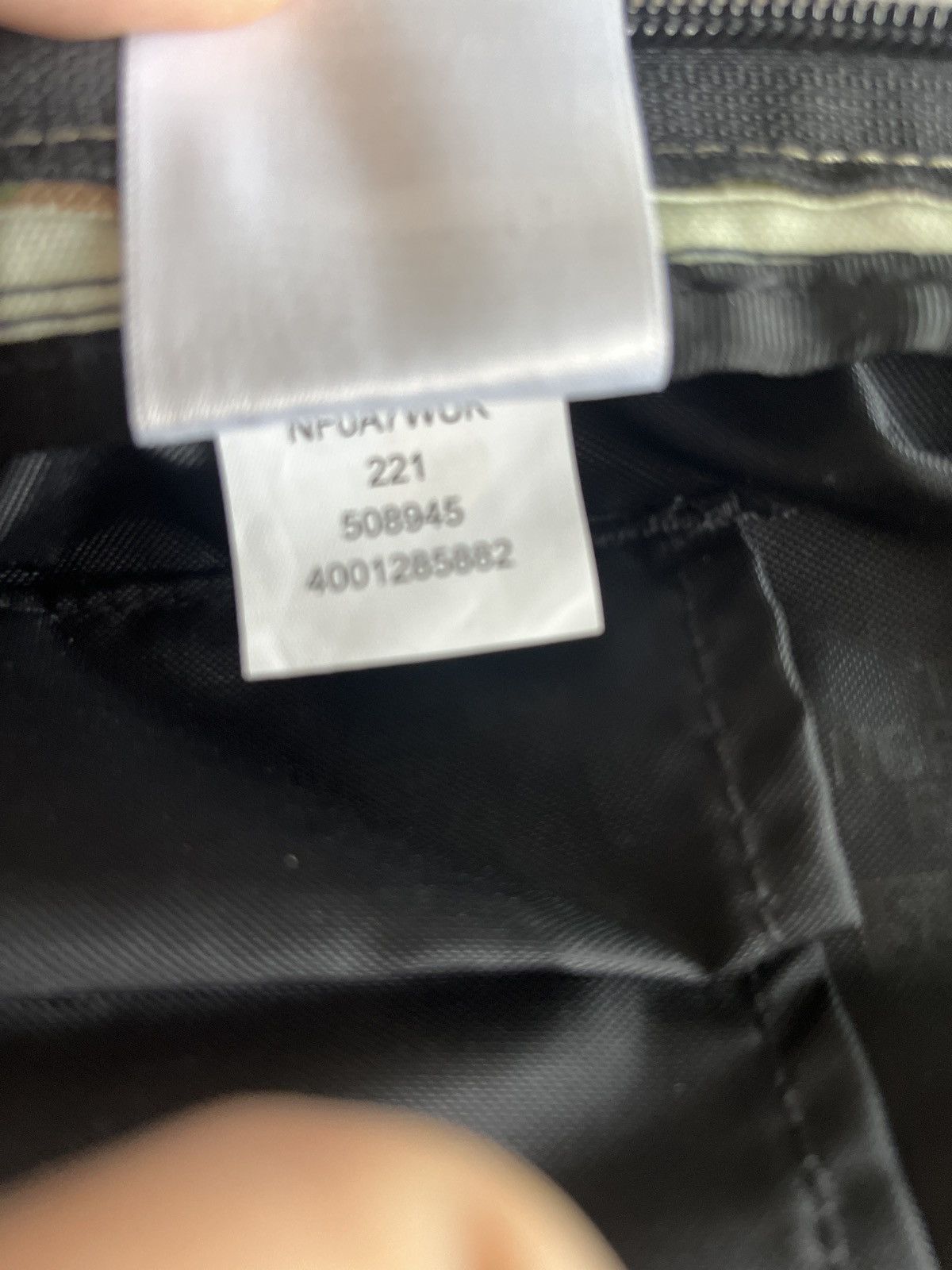 Supreme × The North Face Supreme x The North Face Summit Series Rescue SS22 Size ONE SIZE - 2 Thumbnail