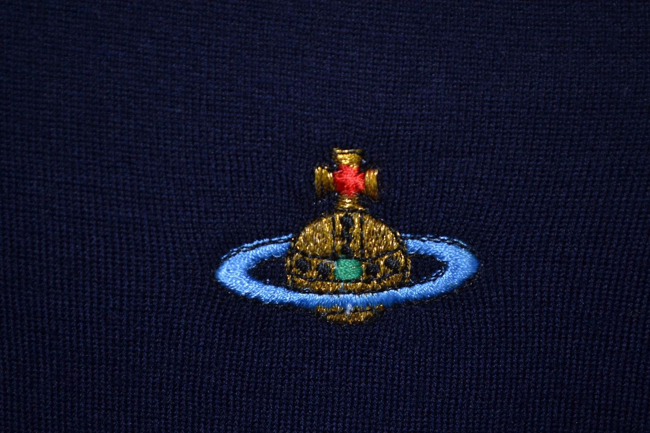 Vivienne Westwood Vintage Vivienne Westwood Wool Distressed Sweater M Size US M / EU 48-50 / 2 - 13 Thumbnail