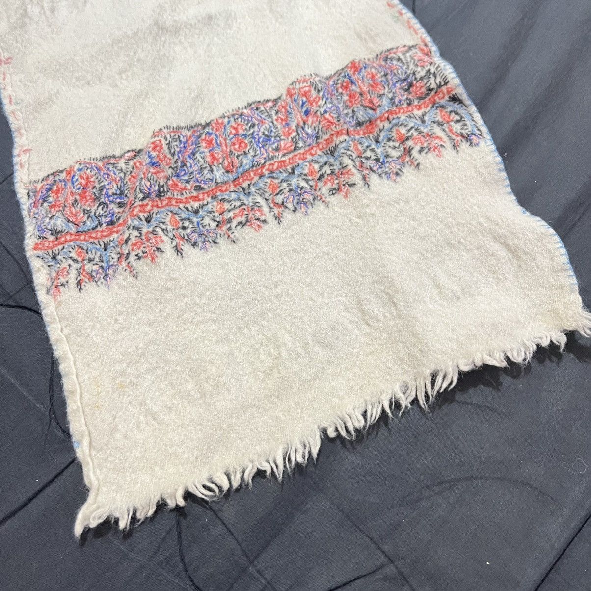 Vintage Vtg Cashmere Scarf / Muffler / Neckwear Size ONE SIZE - 2 Thumbnail