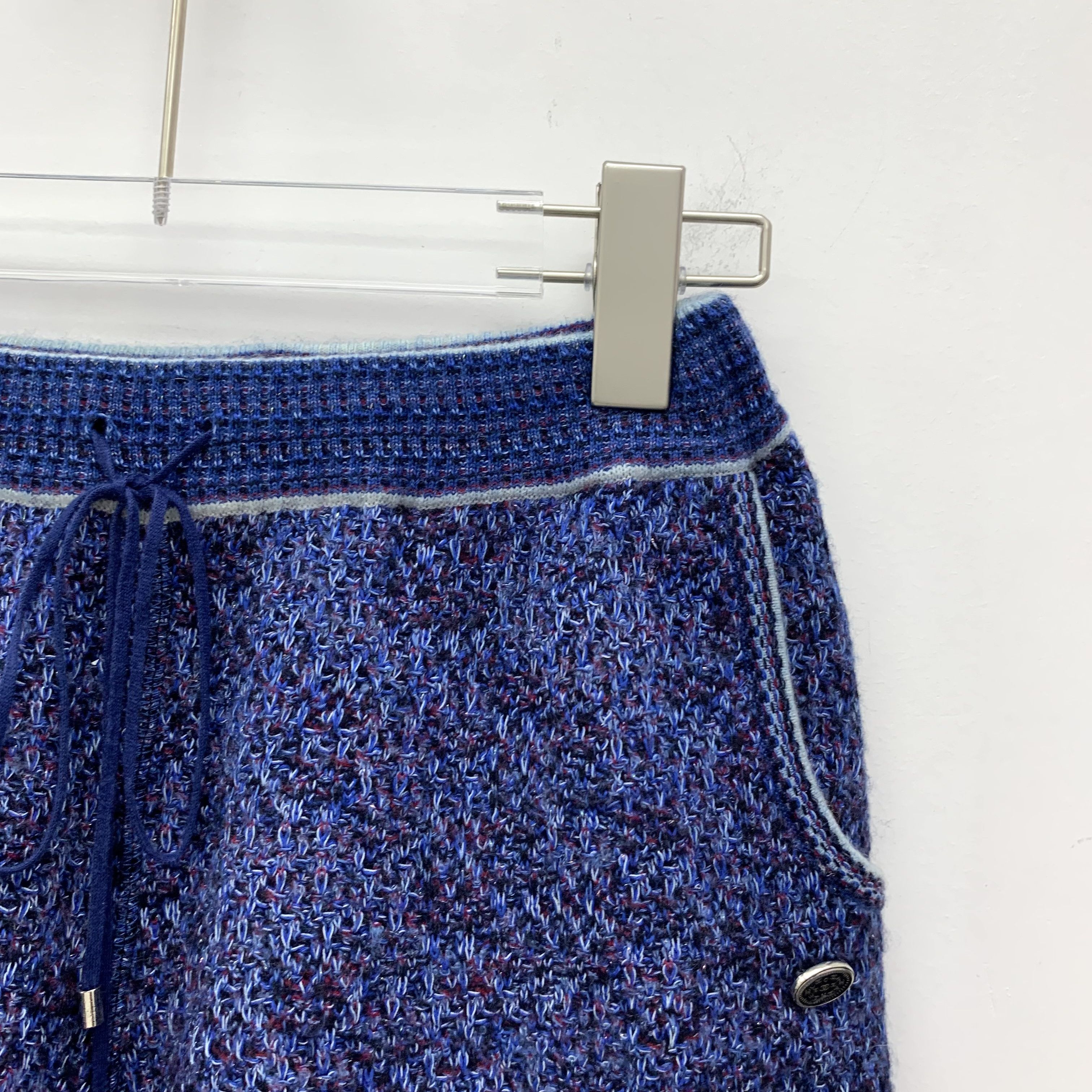 Chanel Chanel Navy Logo Drawstring Cotton Knit Shorts (Size S) Size 26" / US 2 / IT 38 - 7 Thumbnail