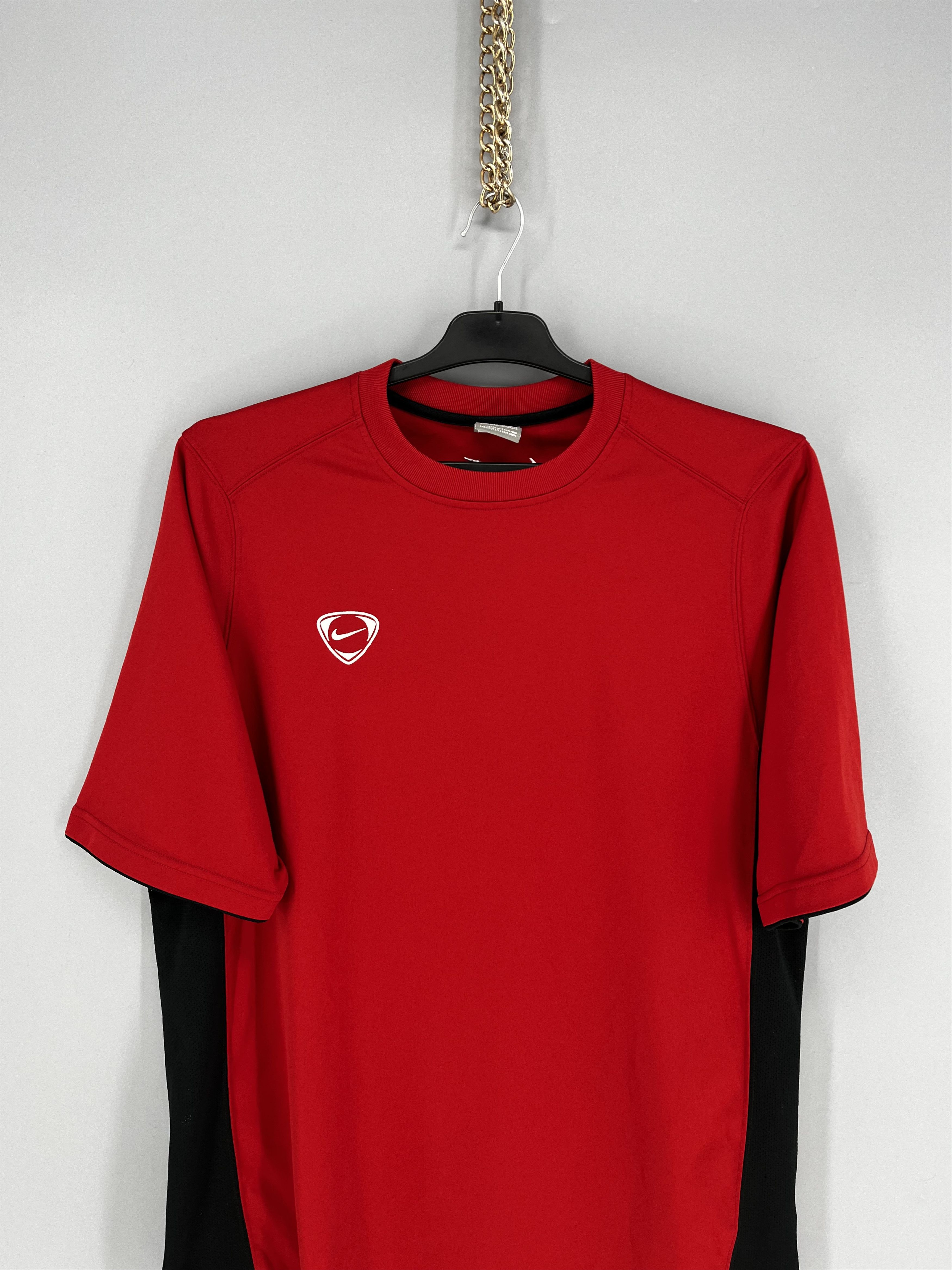 Nike Nike Red Mens Retro Swoosh Football Training Shirt L Size US L / EU 52-54 / 3 - 6 Thumbnail