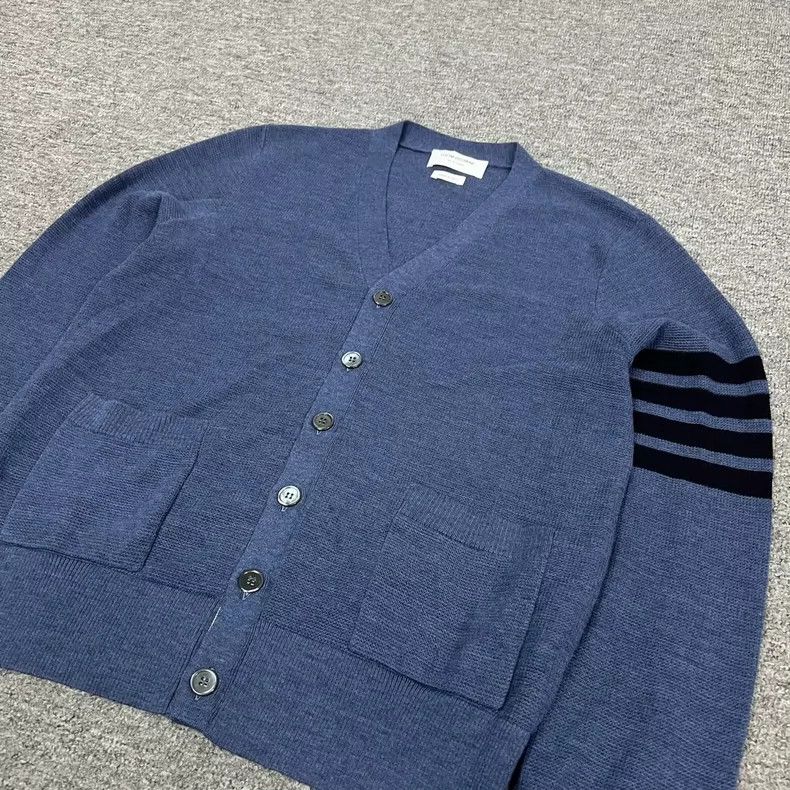 Thom Browne Thom Browne A dark blue wool knit cardigan Size US S / EU 44-46 / 1 - 4 Thumbnail