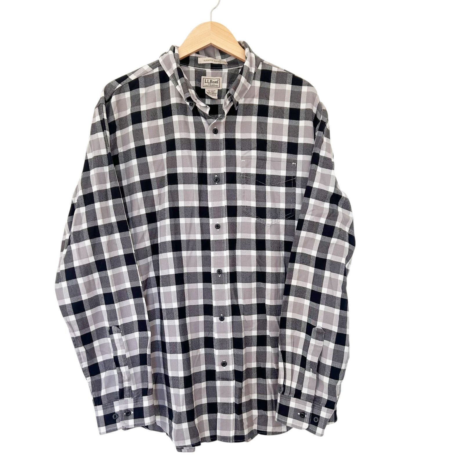 L.L. Bean LL Bean Black Gray Plaid Long Sleeve Button Down Sz XL Size US XL / EU 56 / 4 - 2 Thumbnail