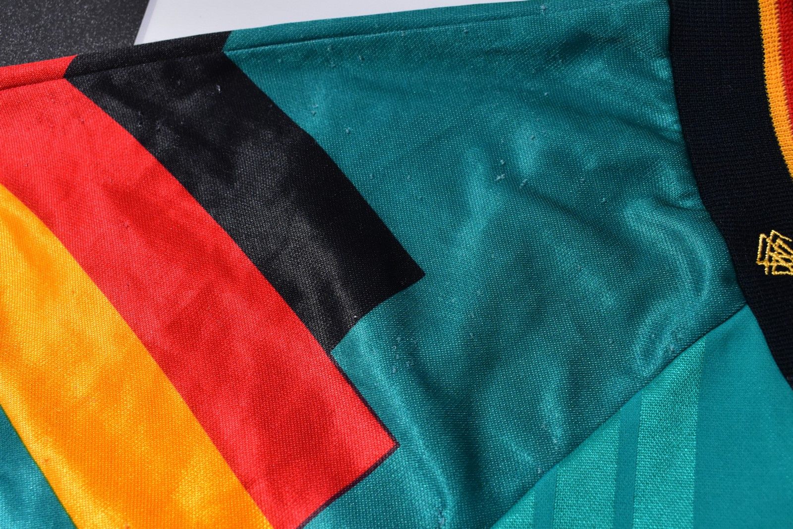 Adidas 1992-94 adidas Germany Away Shirt (SIZE M adults) Size US M / EU 48-50 / 2 - 9 Thumbnail