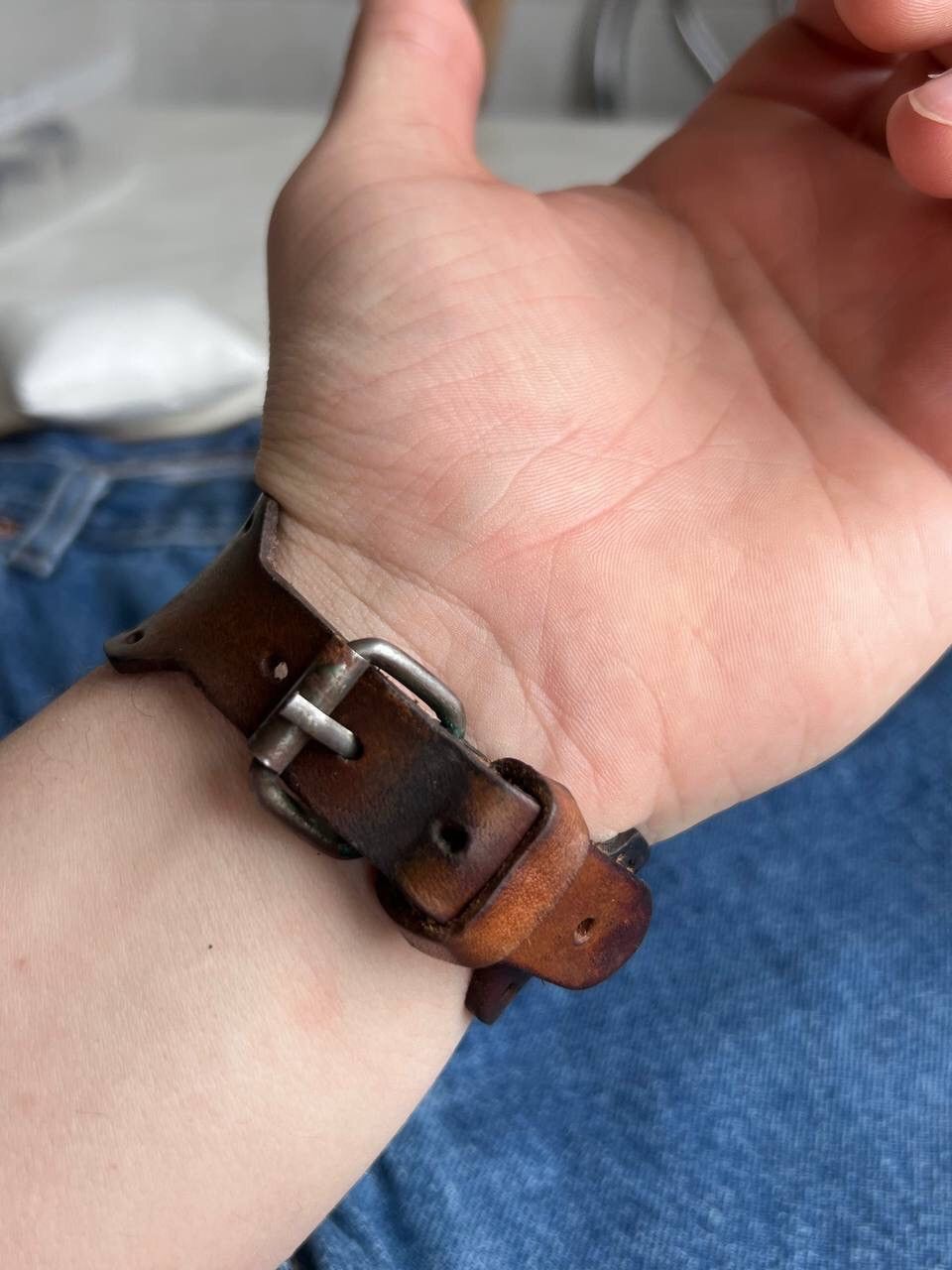 Japanese Brand × Vintage Vintage Brown Full Leather Japanese style futuristic Watch Size ONE SIZE - 8 Thumbnail