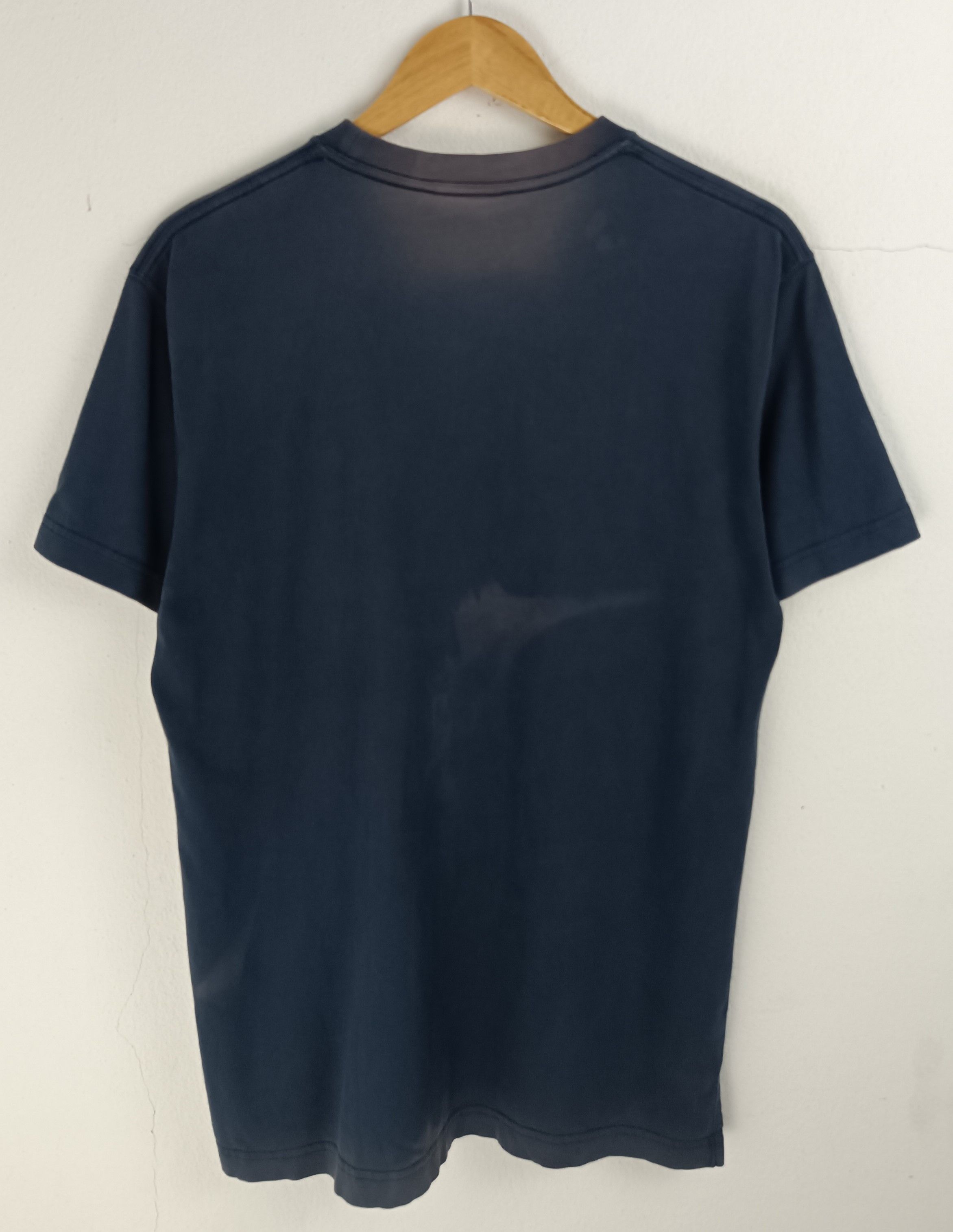 Nike THRASHED FADED VINTAGE Y2K NIKE SPORTSWEAR TEE BIG LOGO Size US M / EU 48-50 / 2 - 4 Thumbnail