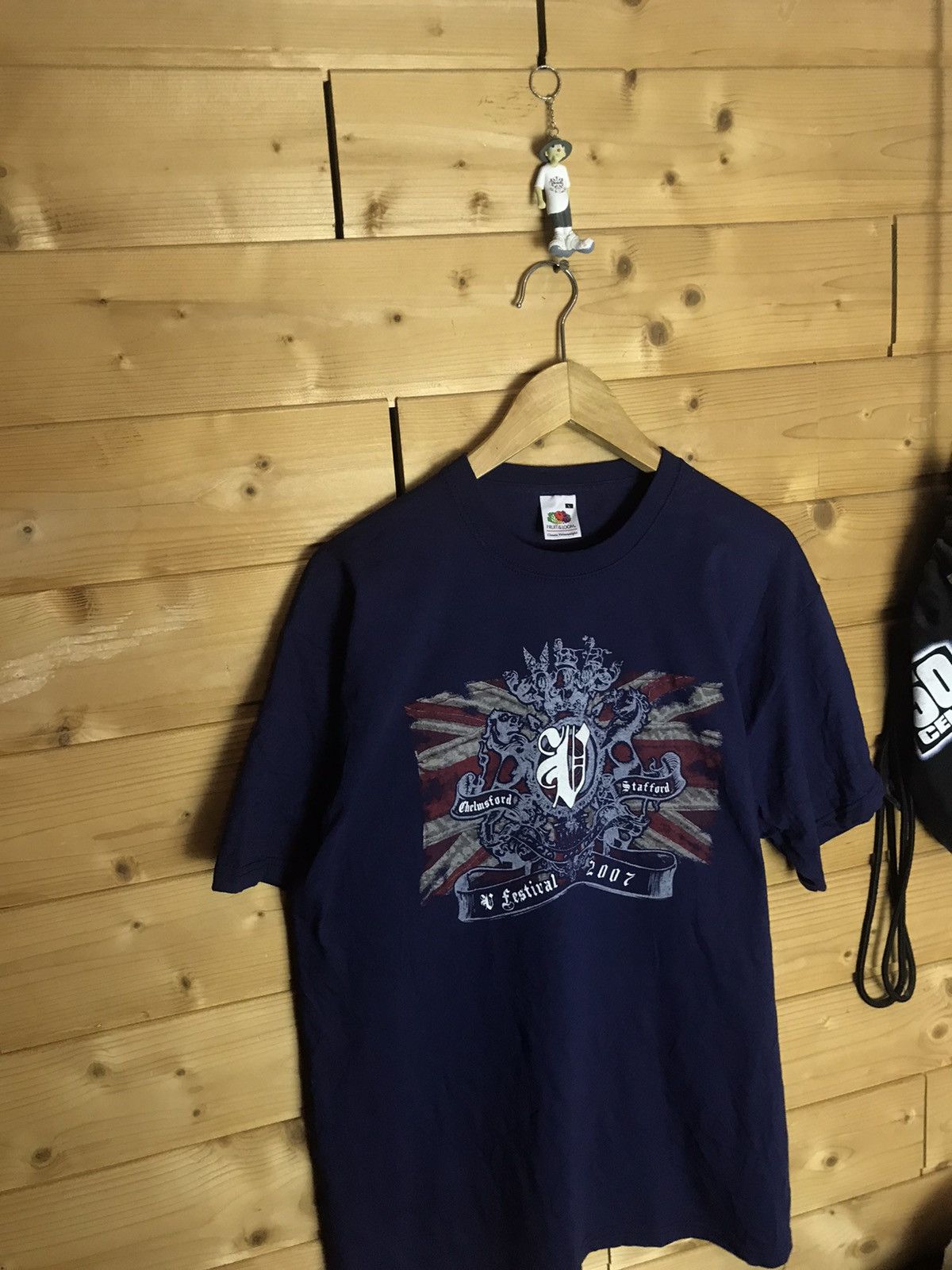 Band Tees Vintage 2007 V festival Winehouse foo fighters pink t-shirt Size US L / EU 52-54 / 3 - 3 Thumbnail