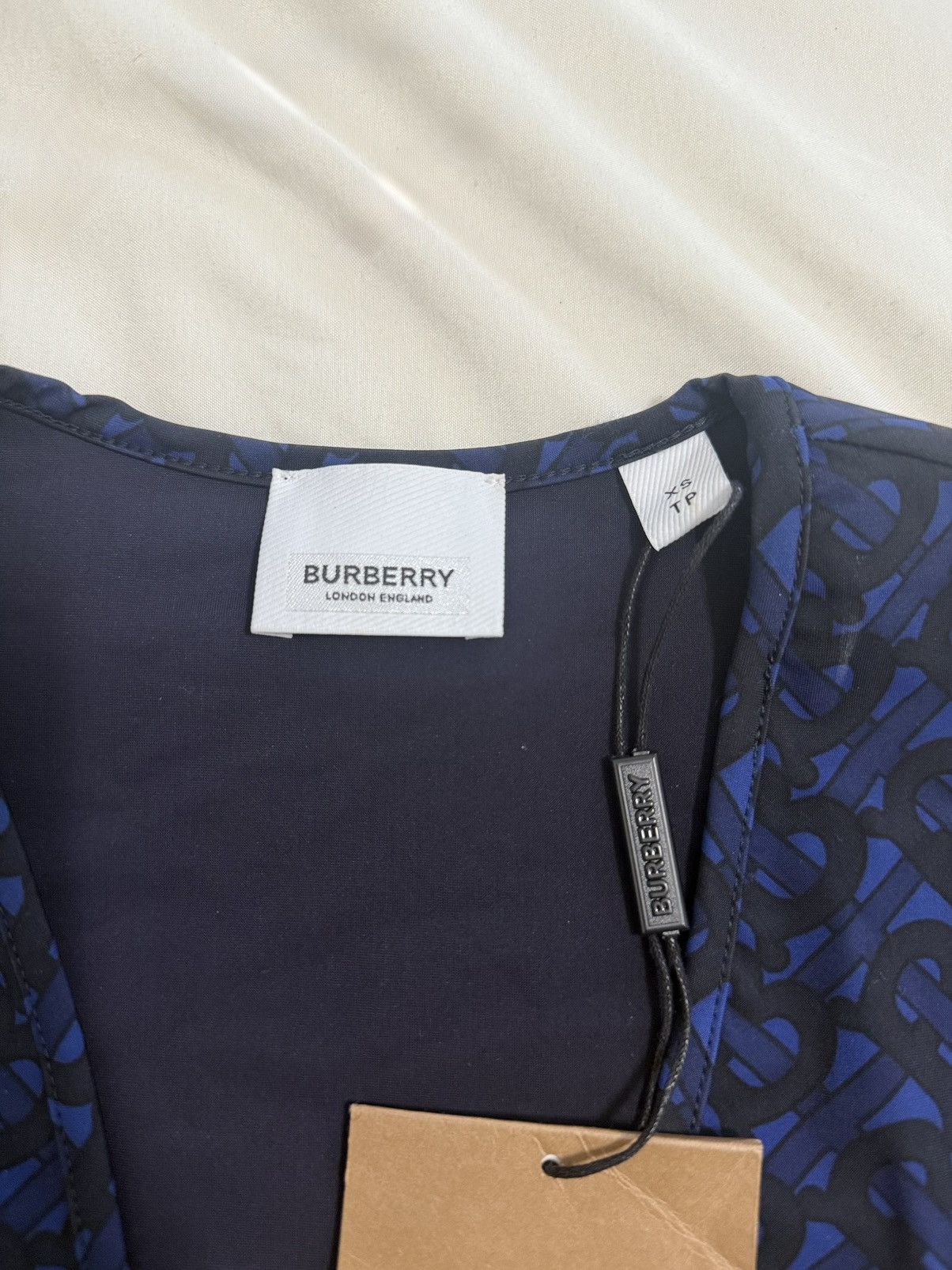 Burberry NWT Burberry TB Monogram plunging neckline Bodysuit in XS Size XS / US 0-2 / IT 36-38 - 2 Thumbnail