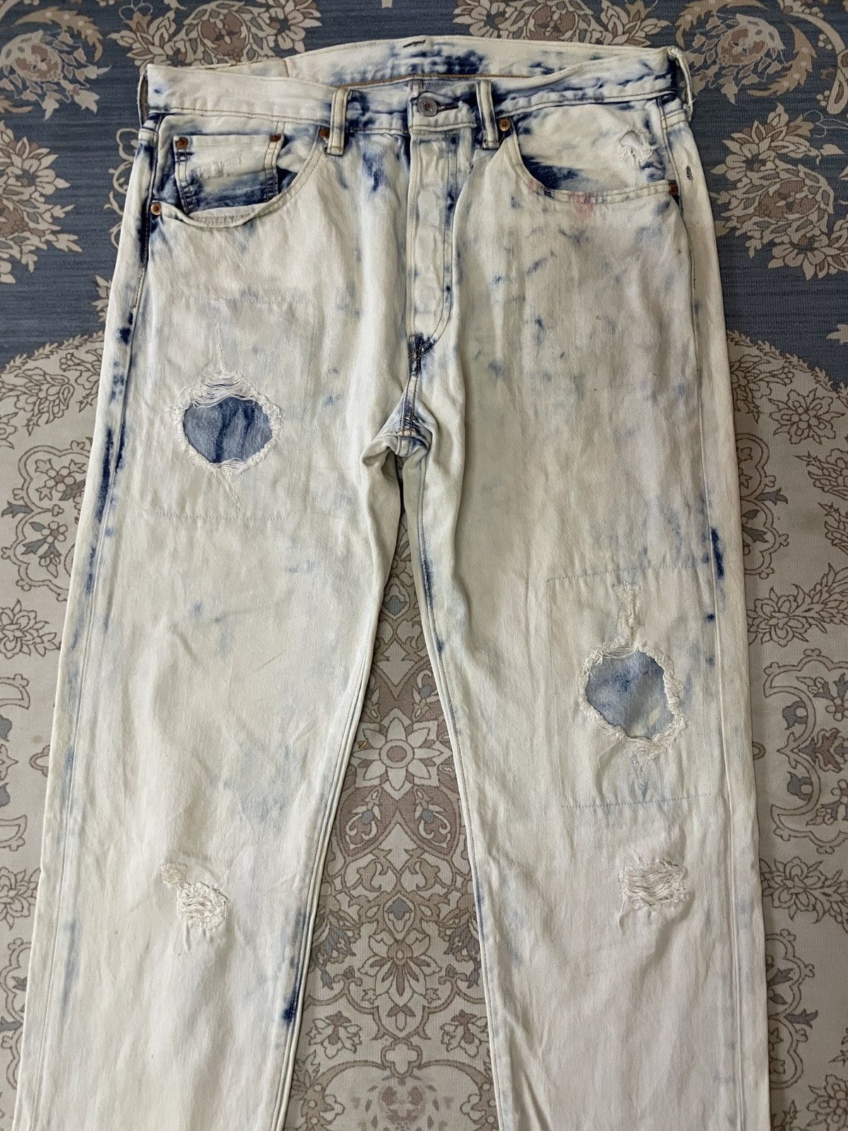 Levi's × Levi's Made & Crafted × Levi's Vintage Clothing Levi’s 501 Bleached boyfriend Denim Patchwork distressed W34 Size US 34 / EU 50 - 4 Thumbnail