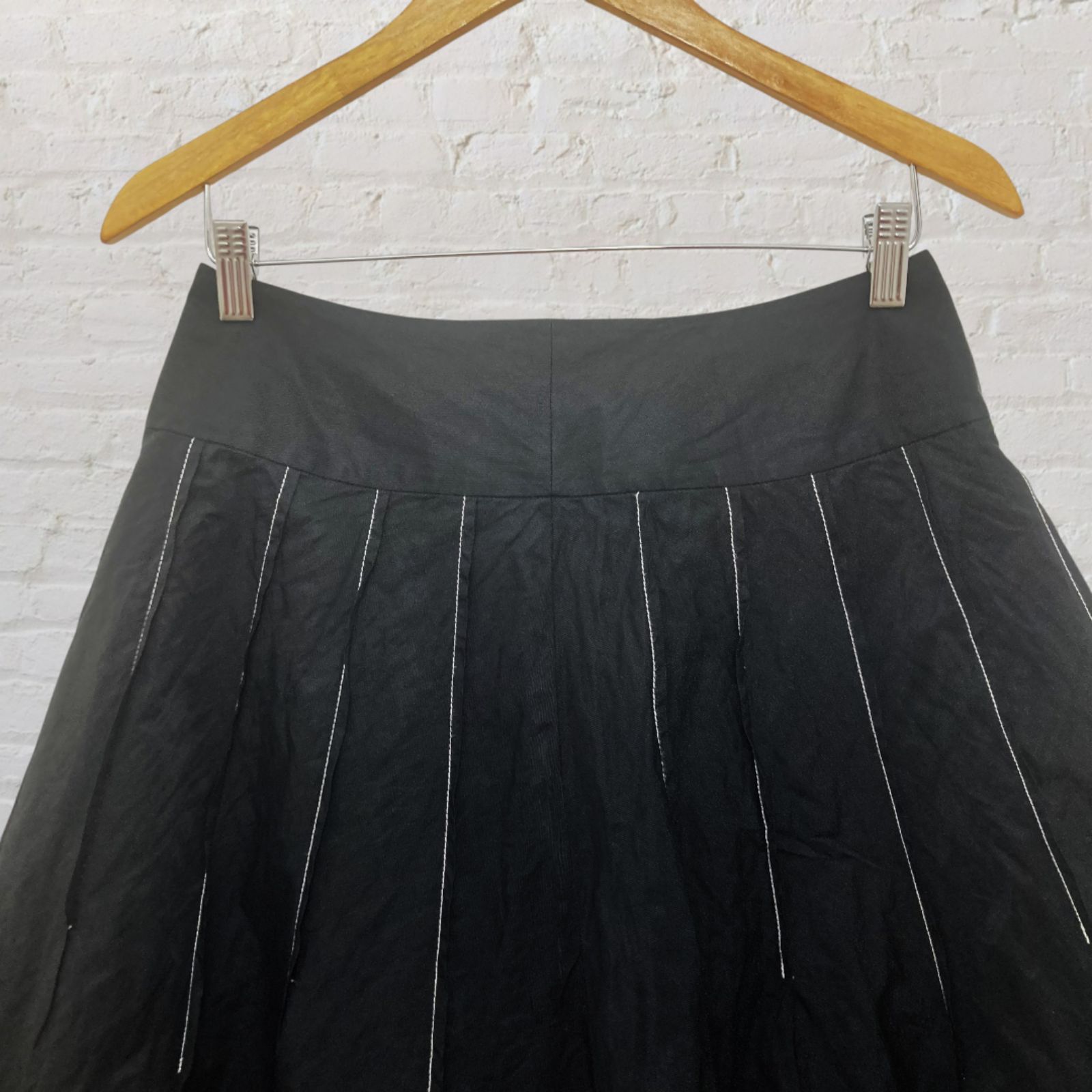 Emanuel Ungaro Emanuel Ungaro Black Flared Skirt - Size 6 Size 28" / US 6 / IT 42 - 4 Thumbnail