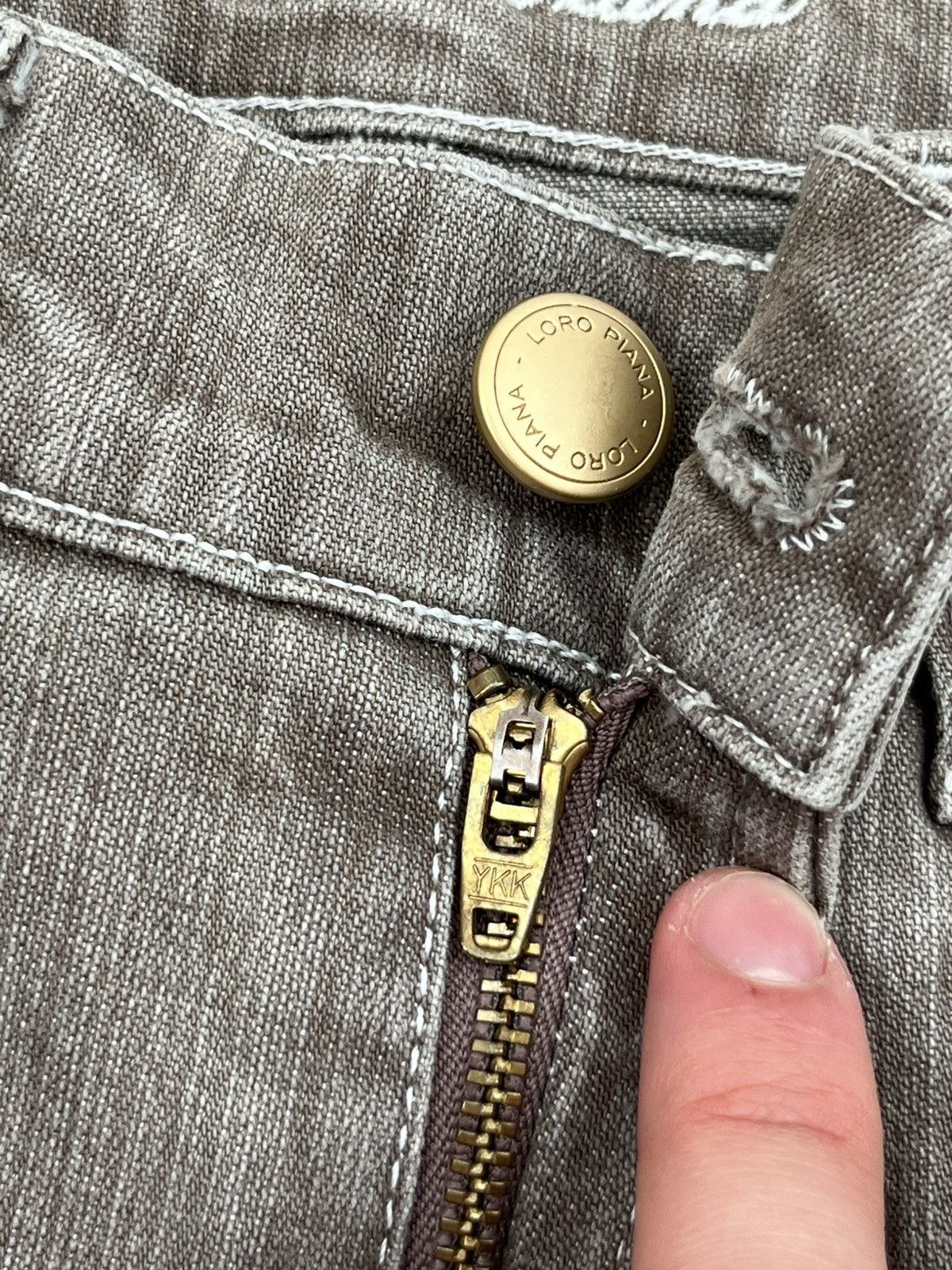 Loro Piana Vintage Loro Piana Jeans Size 26" / US 2 / IT 38 - 13 Thumbnail