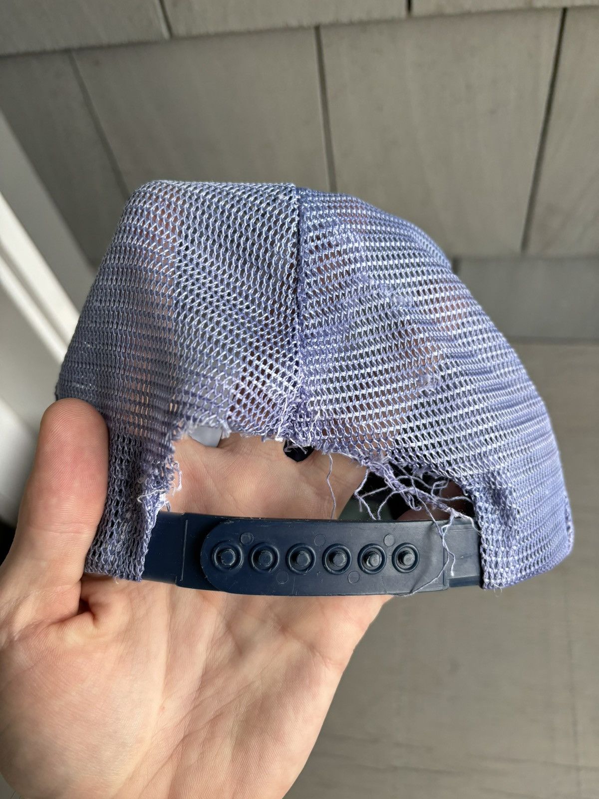Levi's Vintage Levi's Trucker Hat Thrashed Denim 70s 80s Mesh Jeans Size ONE SIZE - 8 Thumbnail