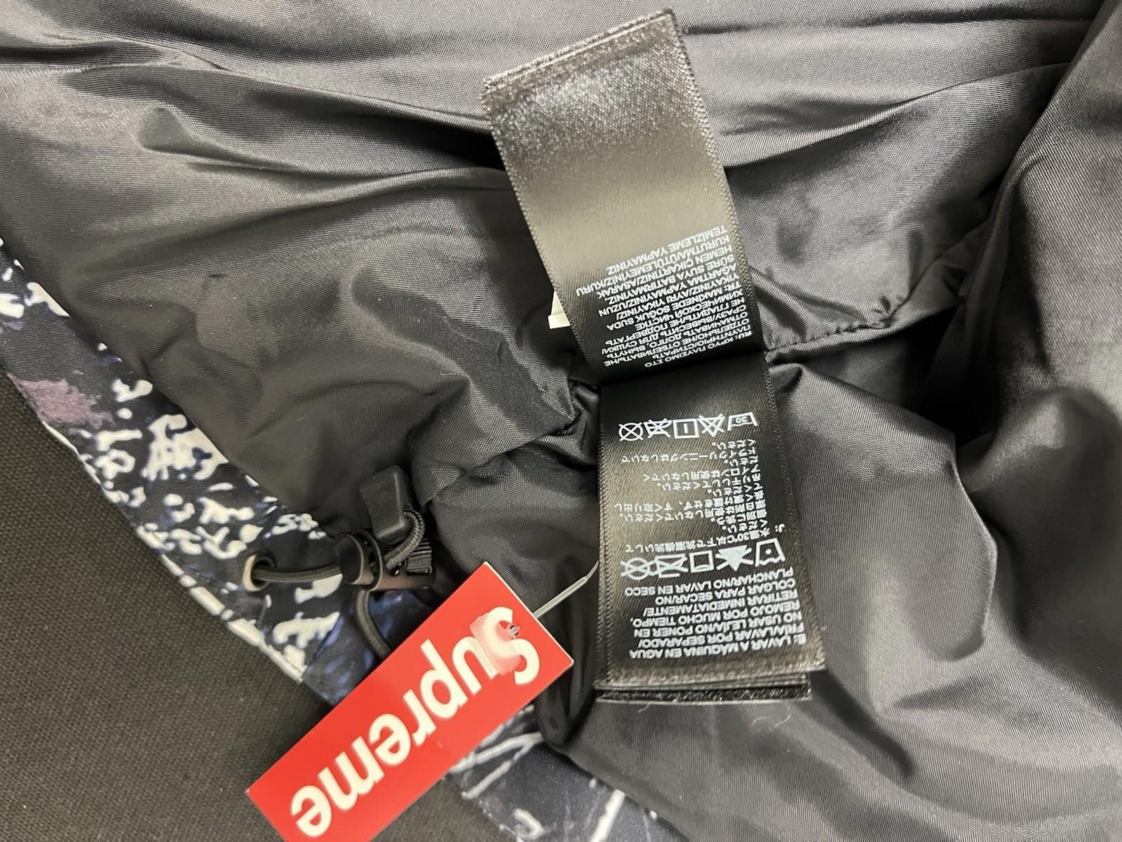 Supreme FW17 Supreme The North Face Mountain Light Jacket Blue L Size US L / EU 52-54 / 3 - 10 Thumbnail