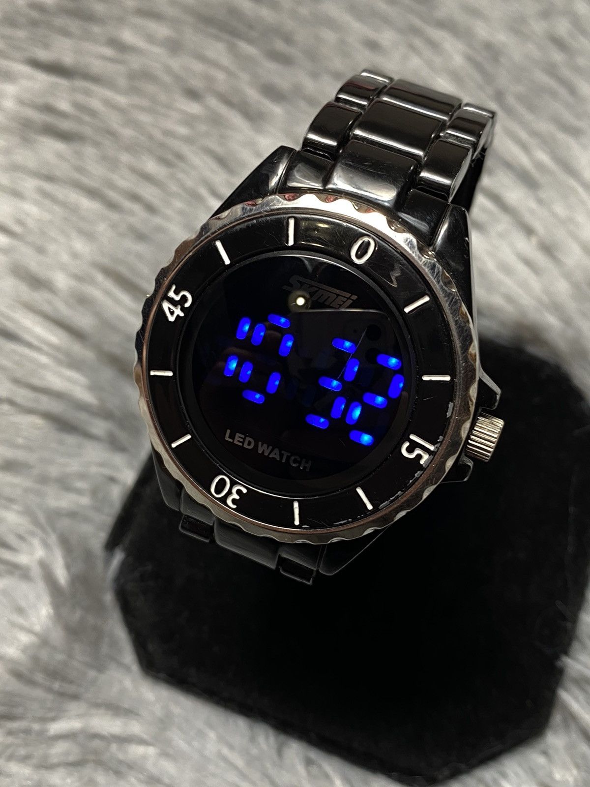 Japanese Brand Sleek LED Watch, Black Metal Strap - Japanese Brand Size ONE SIZE - 4 Thumbnail