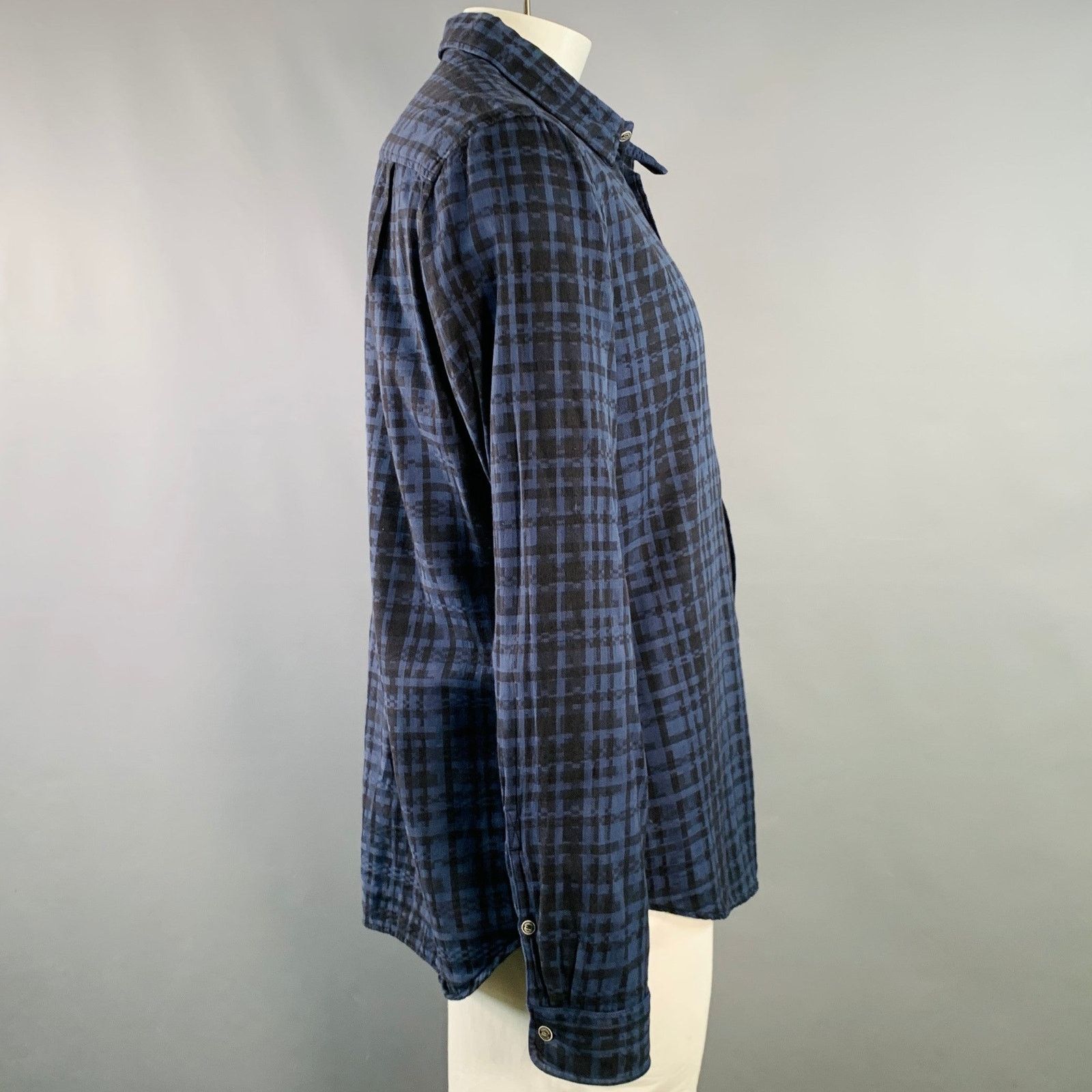 Other WOOLRICH Size XL Navy Cotton One Pocket Long Sleeve Shirt Size US XL / EU 56 / 4 - 3 Thumbnail