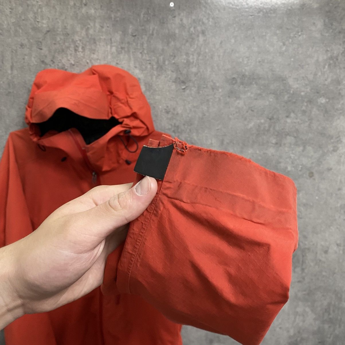 Arc'teryx Men's Arcteryx Beta Gore-Tex Jacket Size US L / EU 52-54 / 3 - 13 Thumbnail