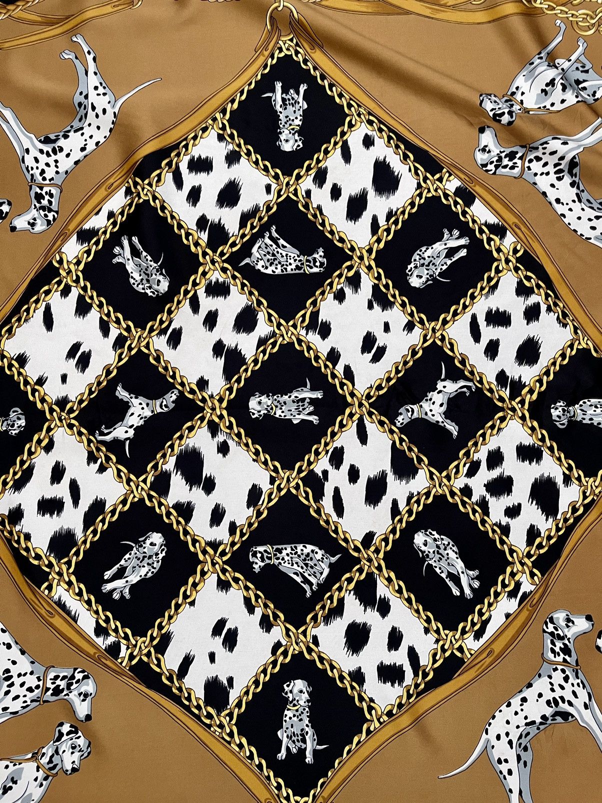 Vintage DALMATION POLYESTER SCARVES Size ONE SIZE - 8 Thumbnail