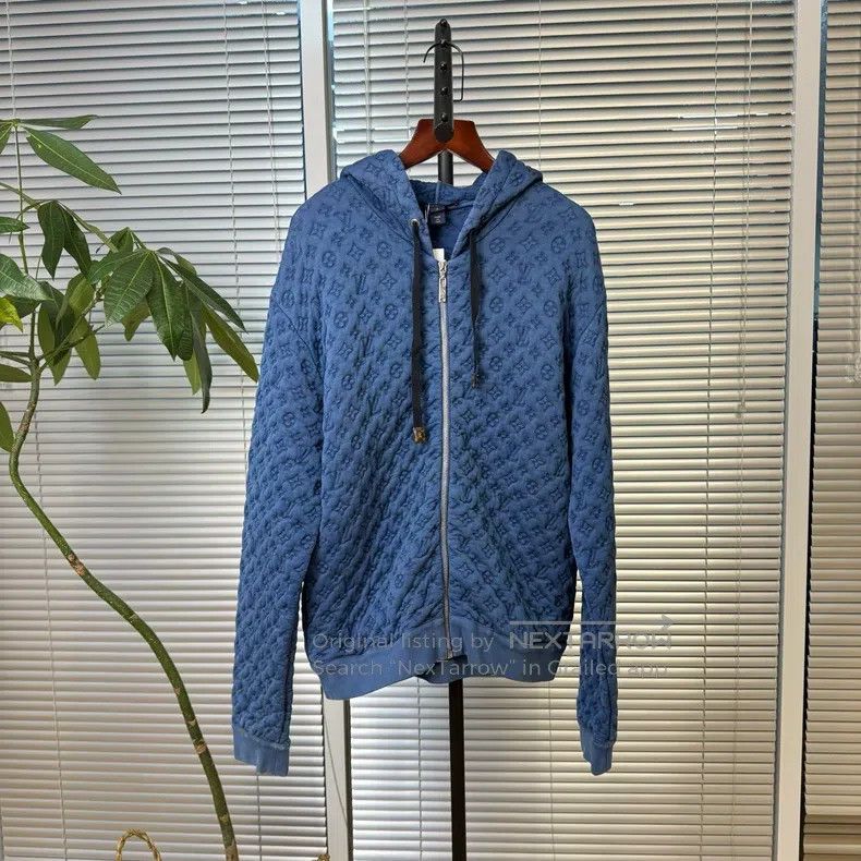 Louis Vuitton Louis Vuitton Full Print Hoodie Size US S / EU 44-46 / 1 - 1 Thumbnail