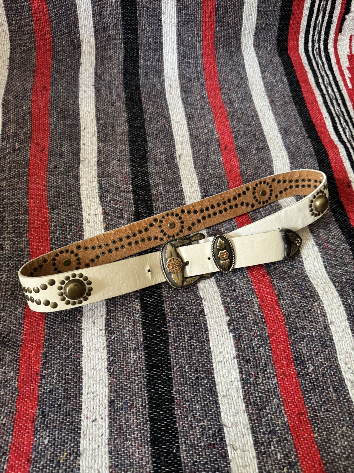 Cowboy Equipment Vintage Women’s Genuine Leather Western Studded Cowboy Belt Size ONE SIZE - 1 Thumbnail