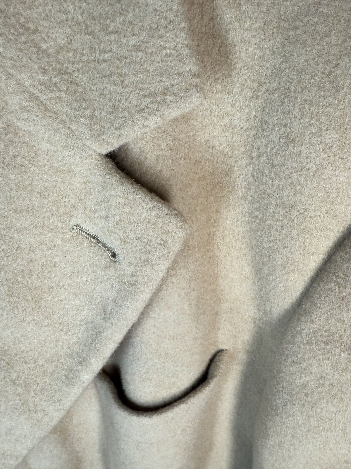 Yves Saint Laurent Camel Wool YSL Coat Soft Heavy Soft Long Beige Size US L / EU 52-54 / 3 - 24 Thumbnail