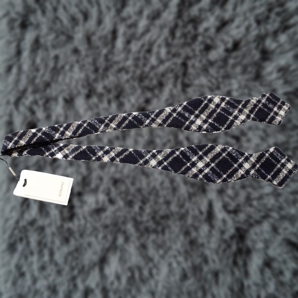 Suitsupply Suitsupply Check Navy Bow Tie Men's ONE SIZE Wool Blend Adjustable Tied Size ONE SIZE - 1 Thumbnail
