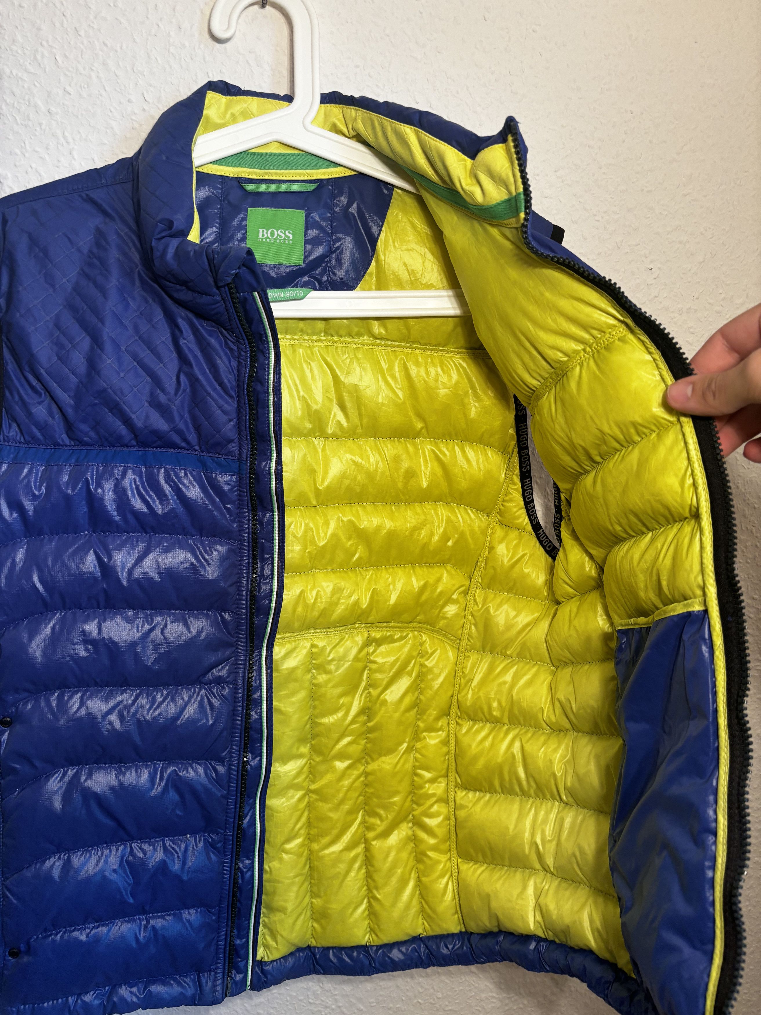 Hugo Boss Hugo Boss Vest Size US S / EU 44-46 / 1 - 4 Thumbnail