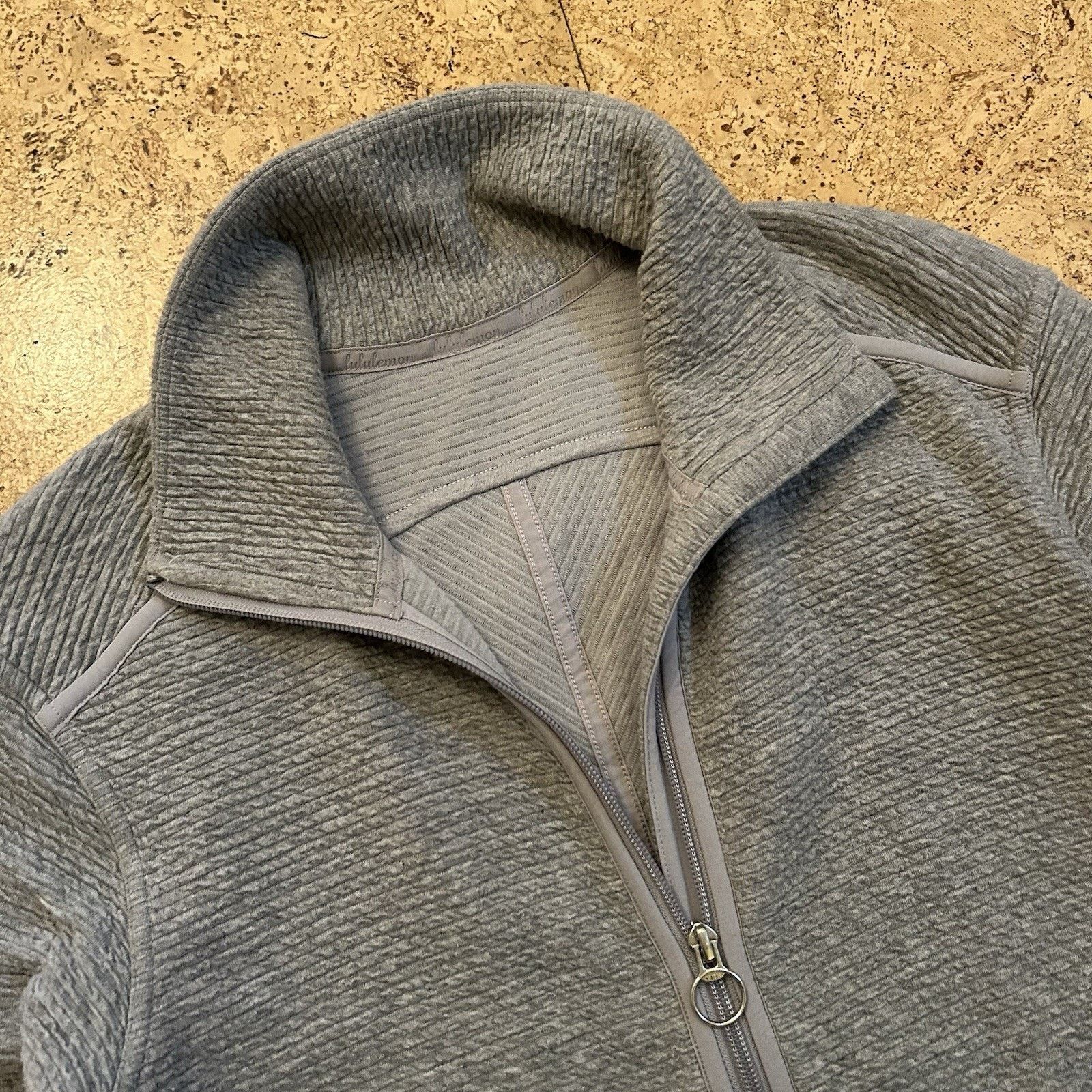 Lululemon In Stride Long Athletic Performance 2 Way Full Zip Jacket 6 Size M / US 6-8 / IT 42-44 - 2 Thumbnail