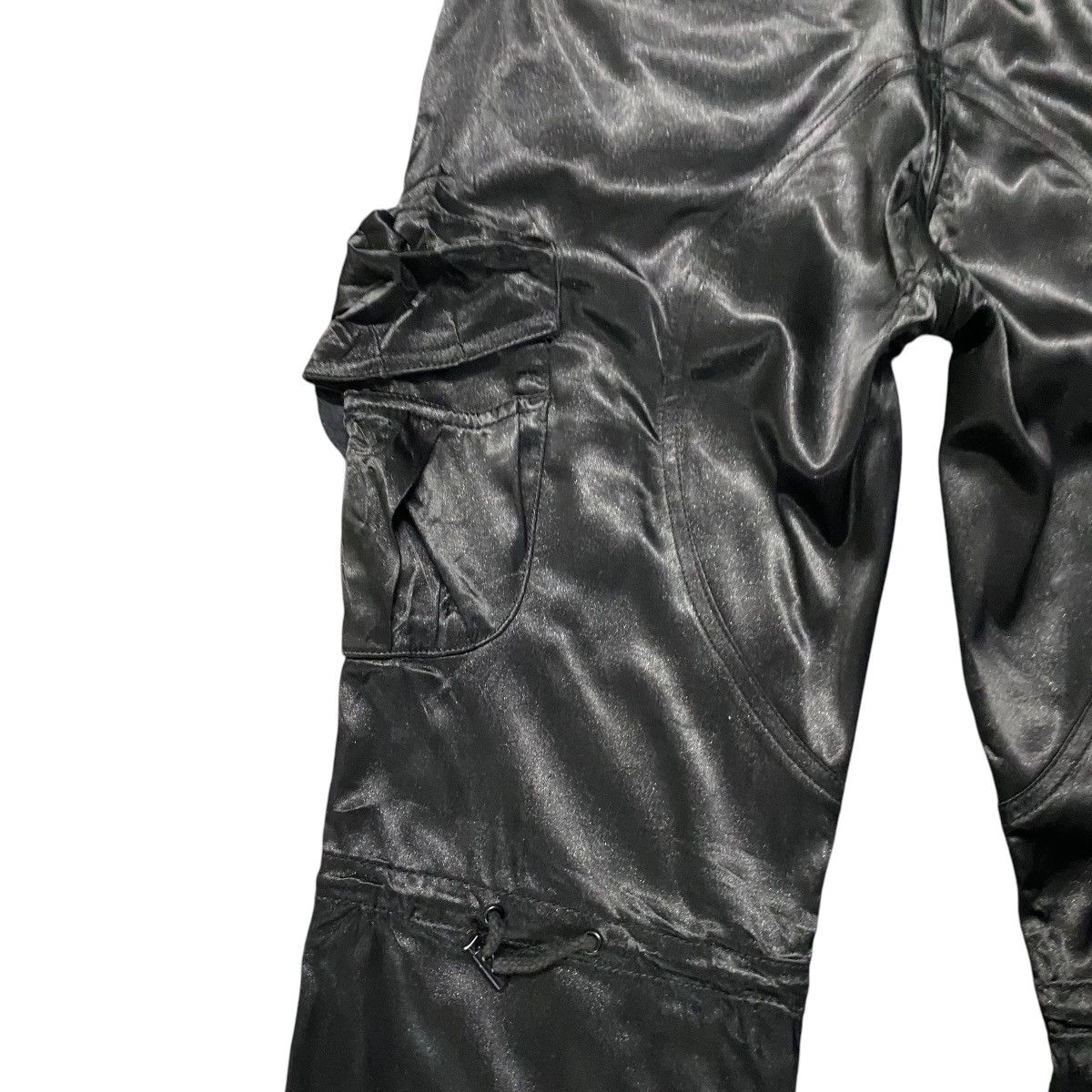 CIVARIZE Civarize Black Metallic Cargo Pants Flare Size US 31 - 15 Thumbnail