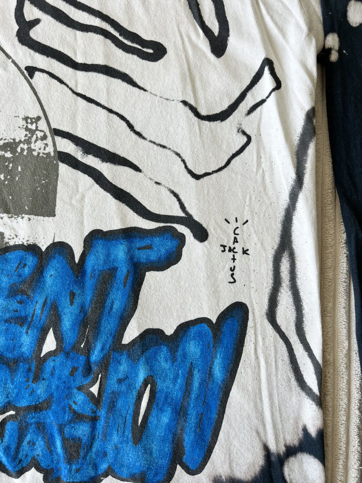 Travis Scott Travis Scott Kaws Fragment Long Sleeve Shirt Size US M / EU 48-50 / 2 - 3 Thumbnail