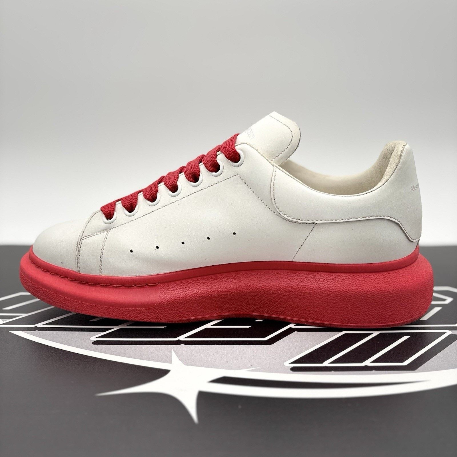 Alexander McQueen Alexander McQueen Oversized ' White Red Sole ' | GREAT COND! Size US 12 / EU 45 - 4 Thumbnail