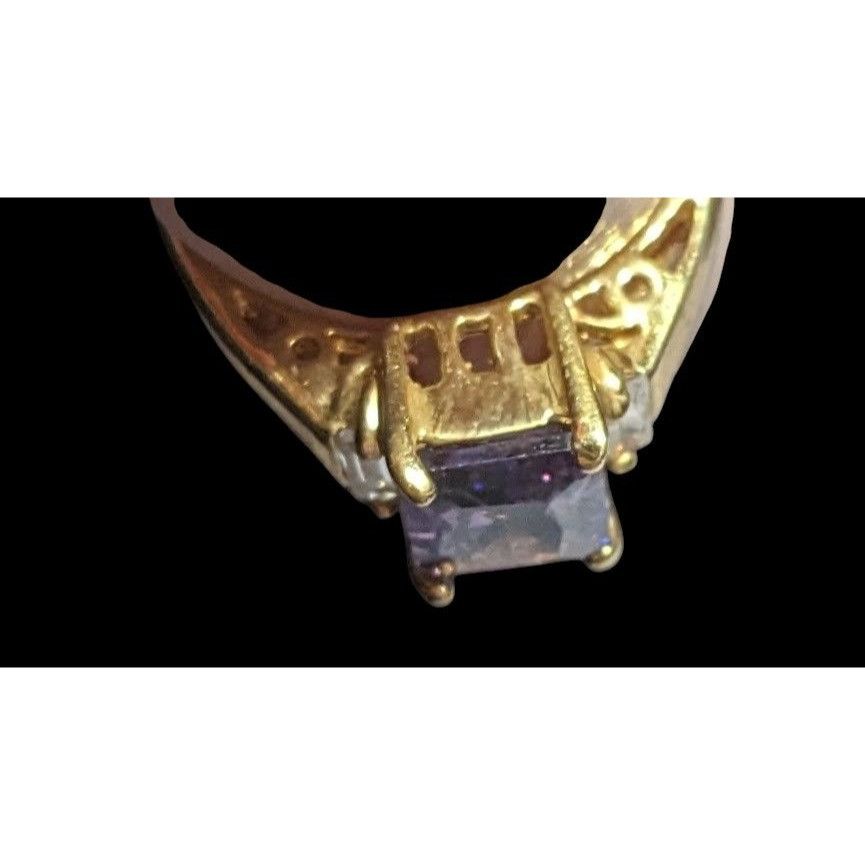 Other Whimsical Fantasy Purple Stone Bright Gold Tone Ring Size Size ONE SIZE - 15 Thumbnail