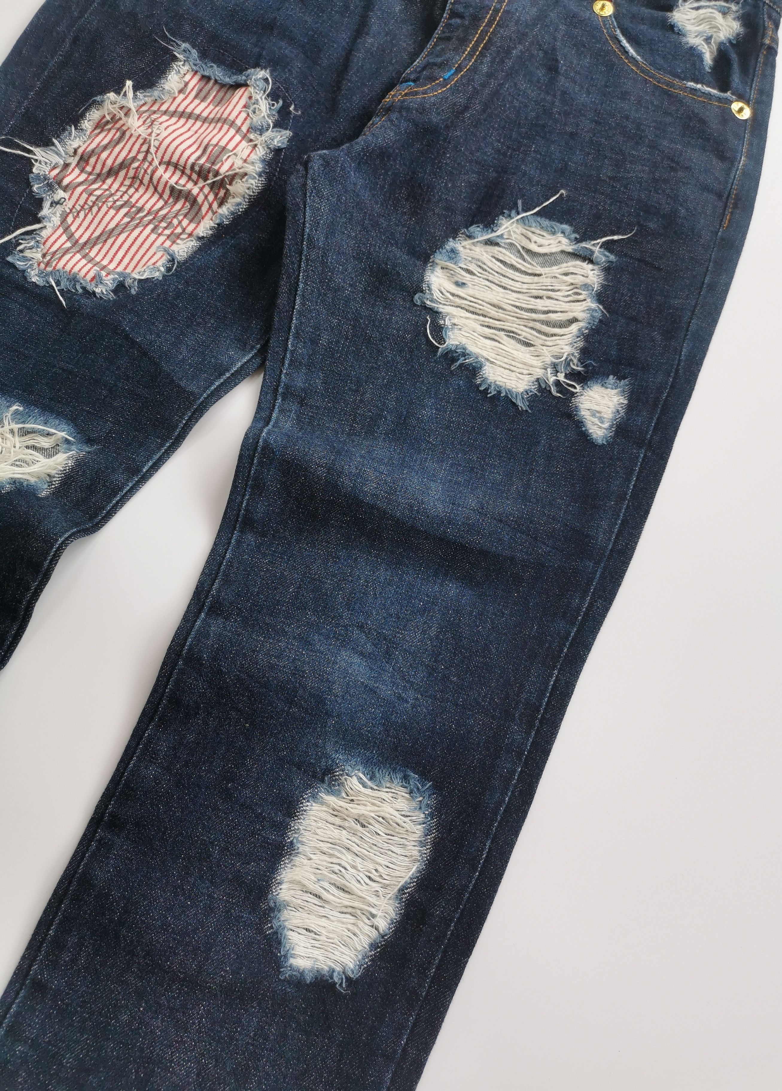 Kith × New Era × New York Yankees VINTAGE New York Yankees MLB Distressed Jeans Red Stripe Size US 30 / EU 46 - 15 Thumbnail