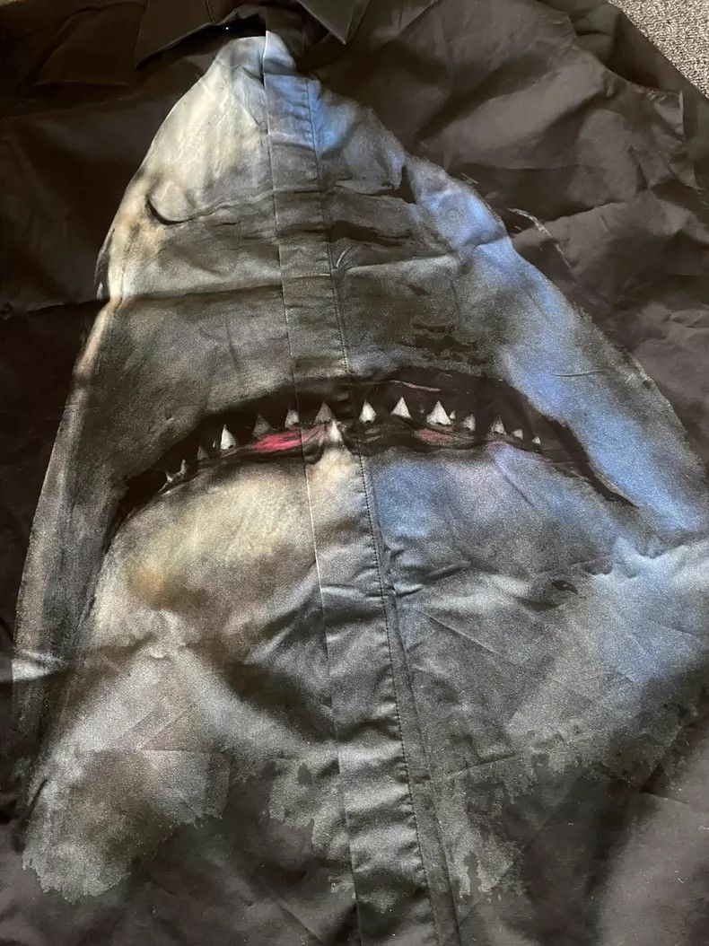 Givenchy Givenchy Shark Print Shirt Size US M / EU 48-50 / 2 - 2 Thumbnail