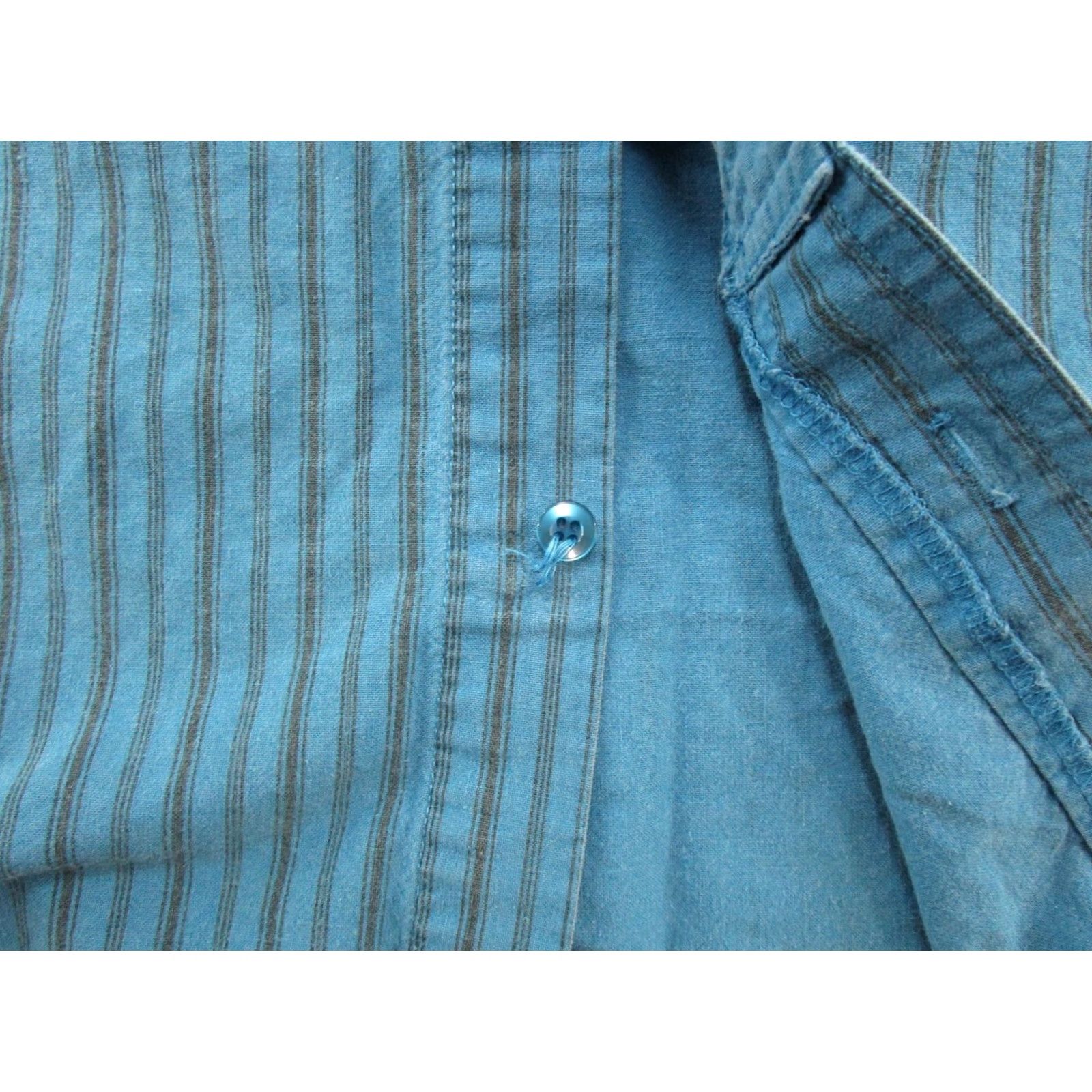 Bugle Boy VINTAGE Bugle Boy Button-Up Shirt Blue Long Sleeve Size L Size US L / EU 52-54 / 3 - 5 Thumbnail