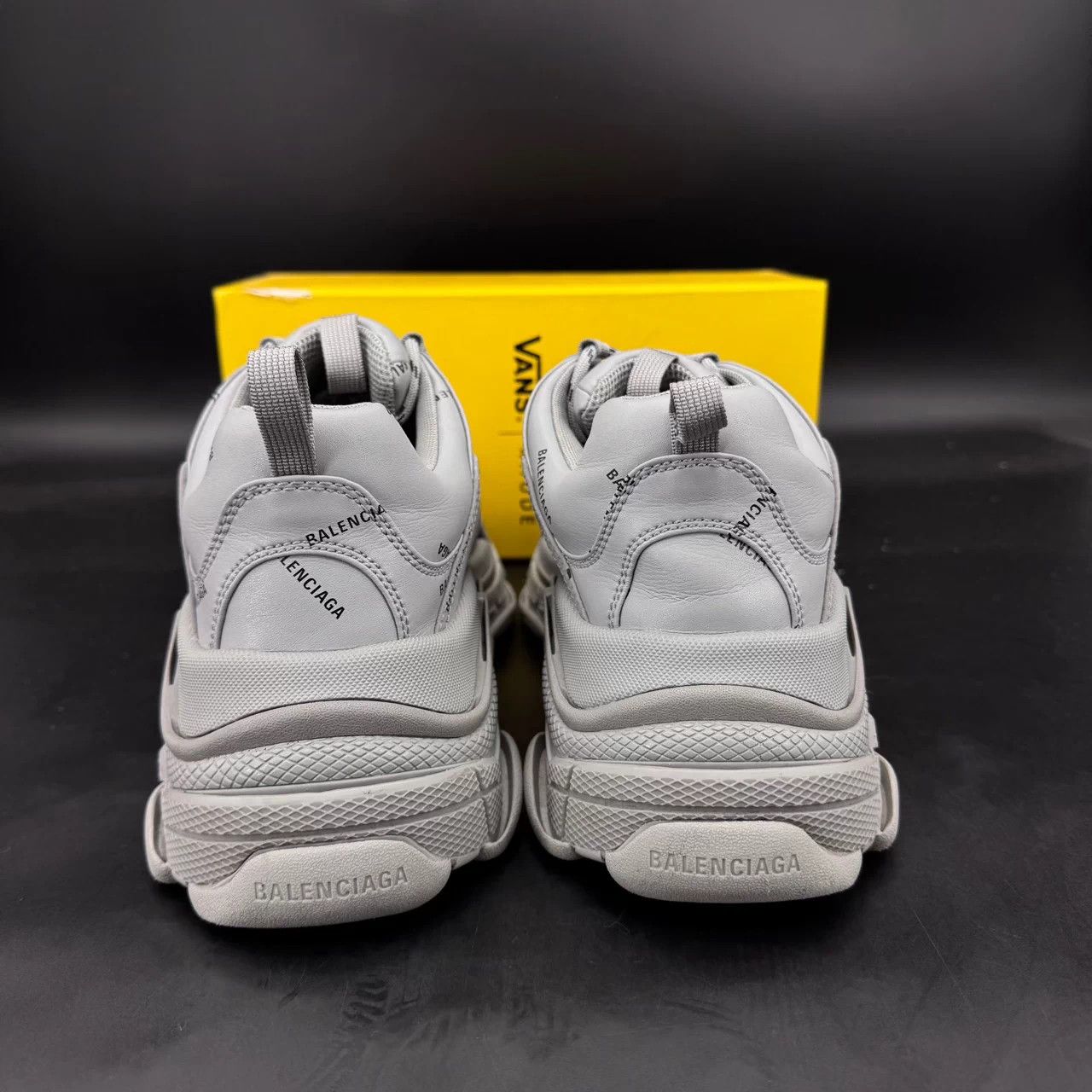 Balenciaga Balenciaga Triple S Grey Size 43 Size US 10 / EU 43 - 5 Thumbnail