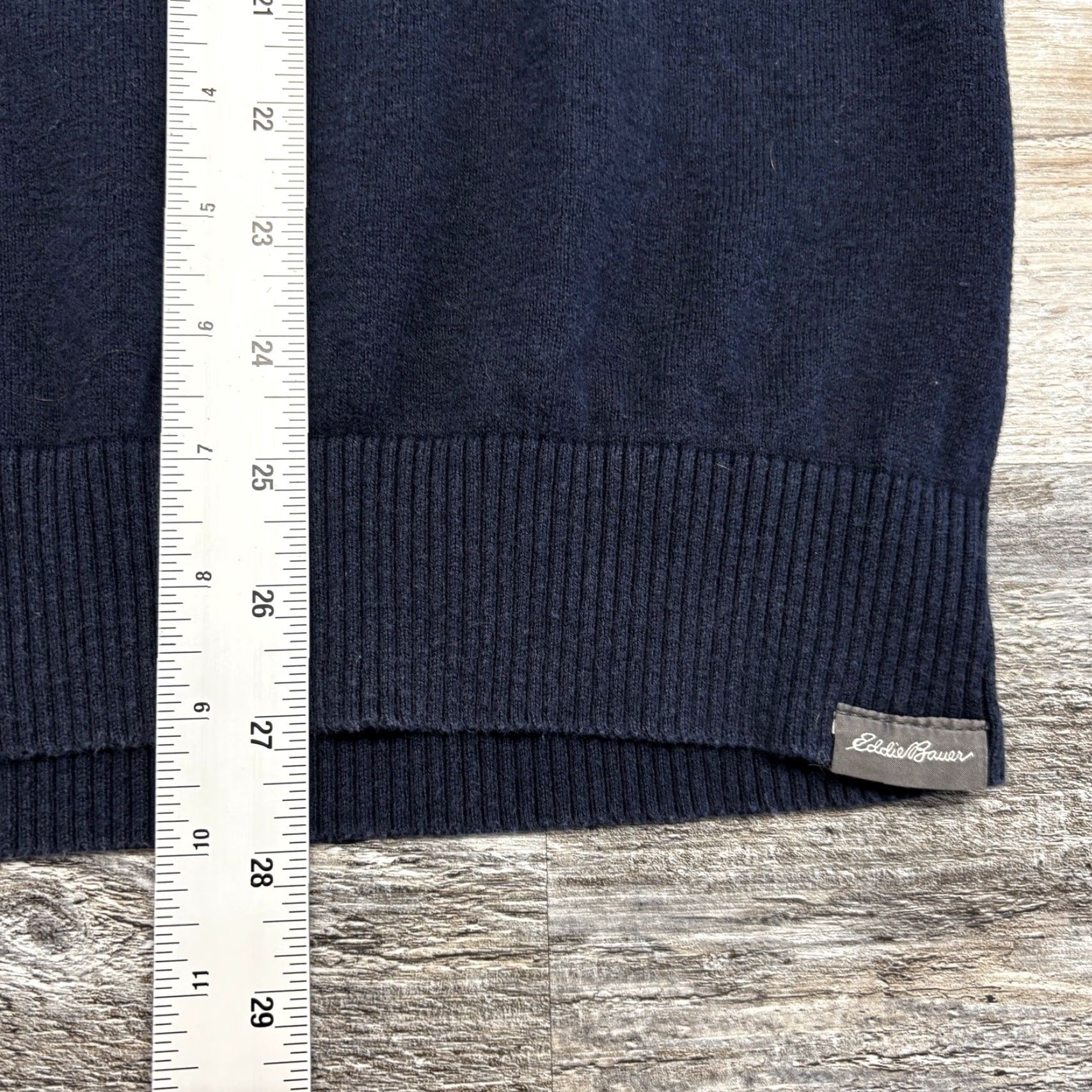 Eddie Bauer VINTAGE Eddie Bauer Blue Mens L Ribbed V-Neck Merino Wool Cotton Blend Grandpa Sweater Preppy Pullover Men’s Large Navy Blue Slim Fit? Size US L / EU 52-54 / 3 - 4 Thumbnail