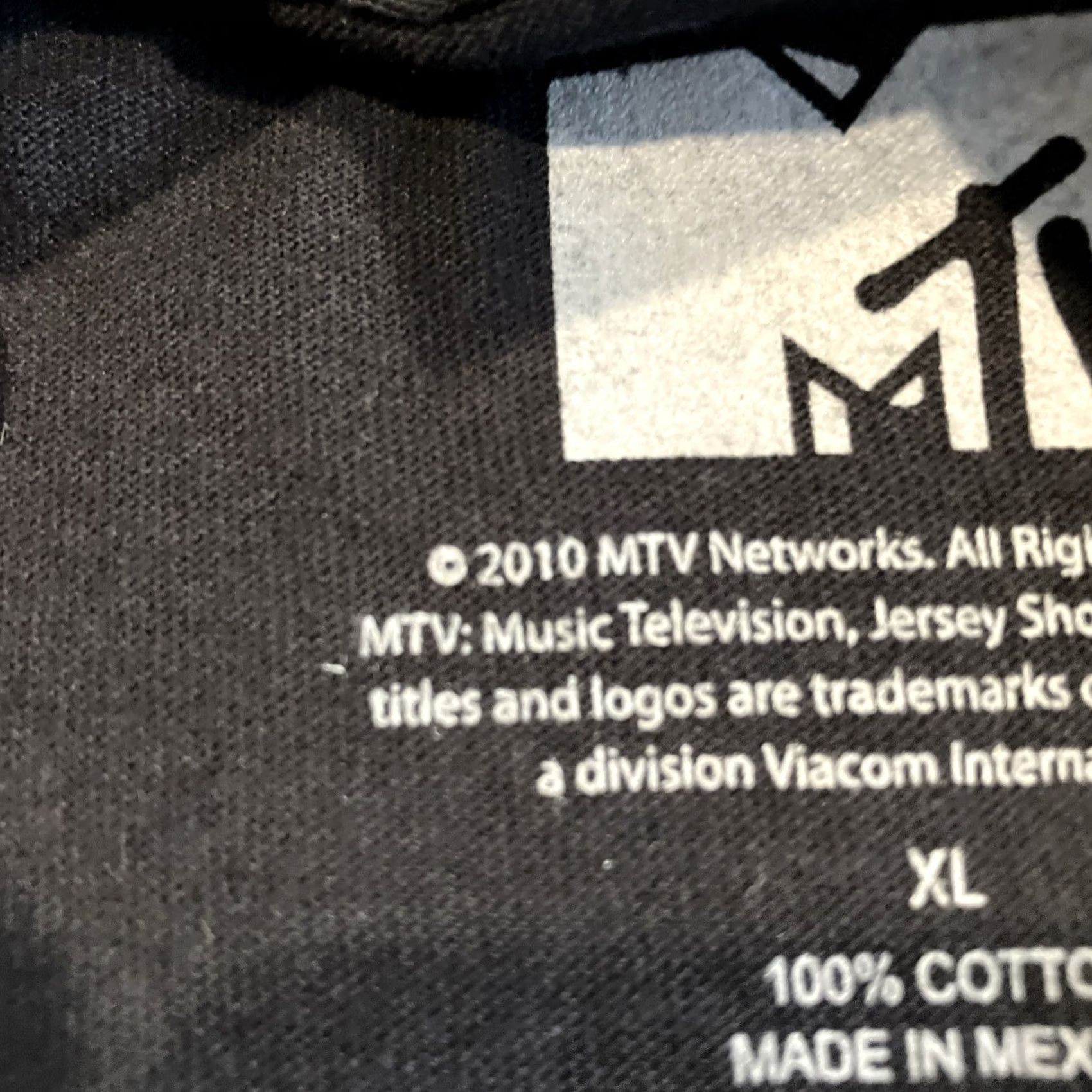 Vintage VINTAGE MTV Jersey Shore T Shirt XL Black 2010 Fist Pumping Like Champs Mens Size US XL / EU 56 / 4 - 5 Thumbnail