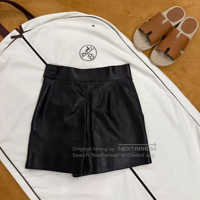 Hermes Hermes Black Sheepskin Waist Chain Short Pants Size 42" / US 20 - 2 Thumbnail