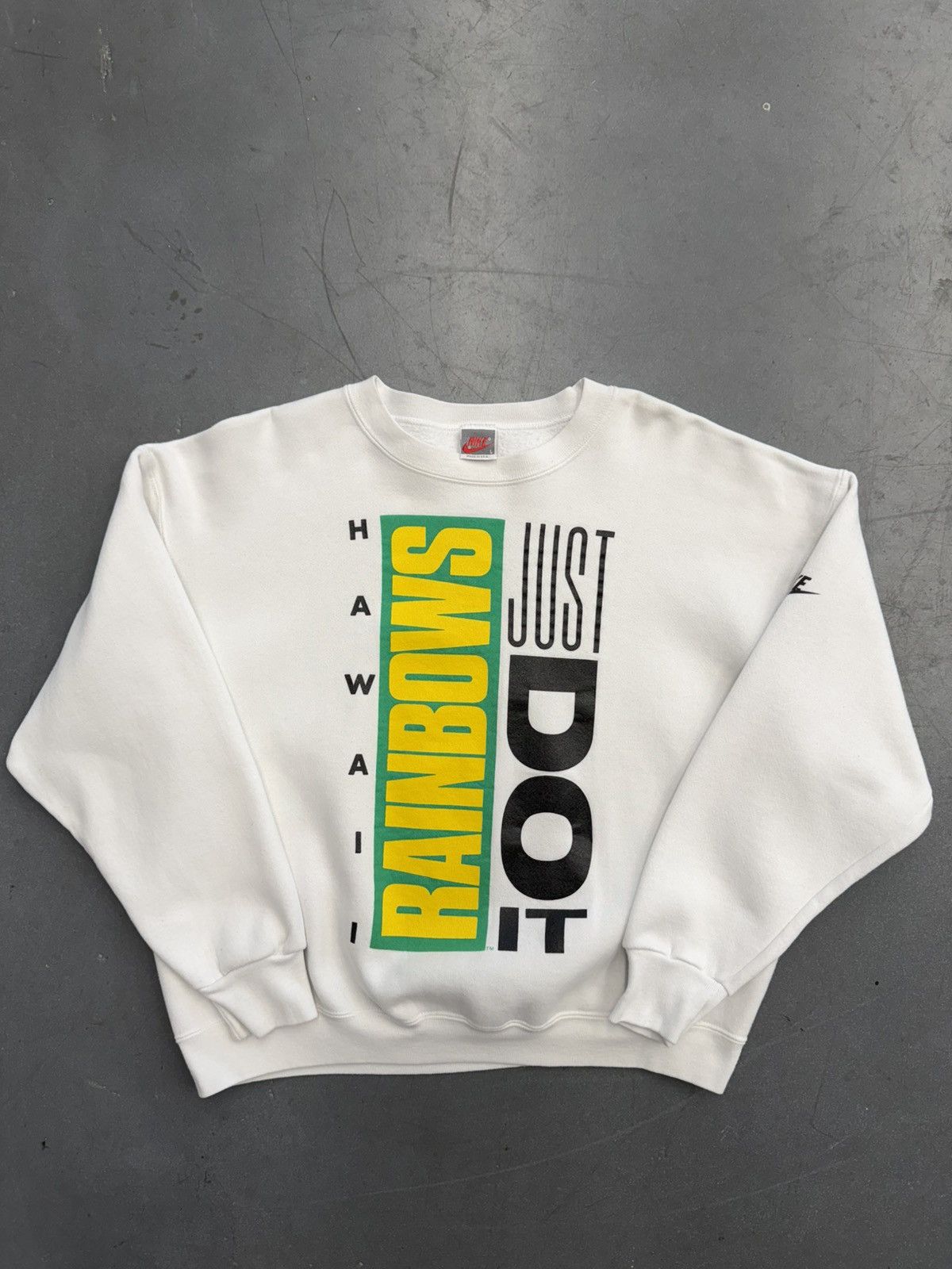 Nike ‘90s Vintage Nike Just Do It Hawaii Rainbows Crewneck Size US L / EU 52-54 / 3 - 1 Thumbnail