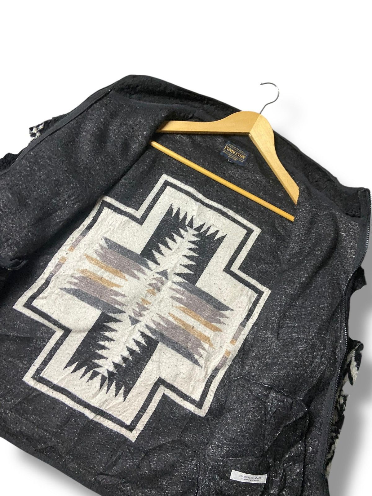 Pendleton Pendleton Woolen Mills Sherpa Fleece Jacket (164) Size US L / EU 52-54 / 3 - 6 Thumbnail
