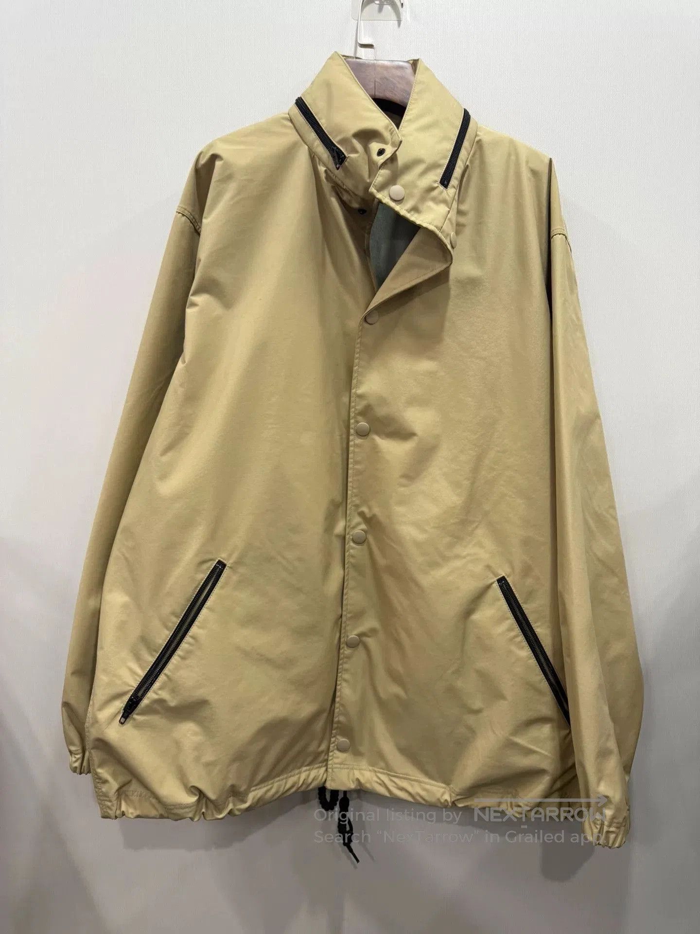 Balenciaga Balenciaga Size 34 Hooded Jacket. Size XXS / US 00 / IT 34 - 1 Thumbnail