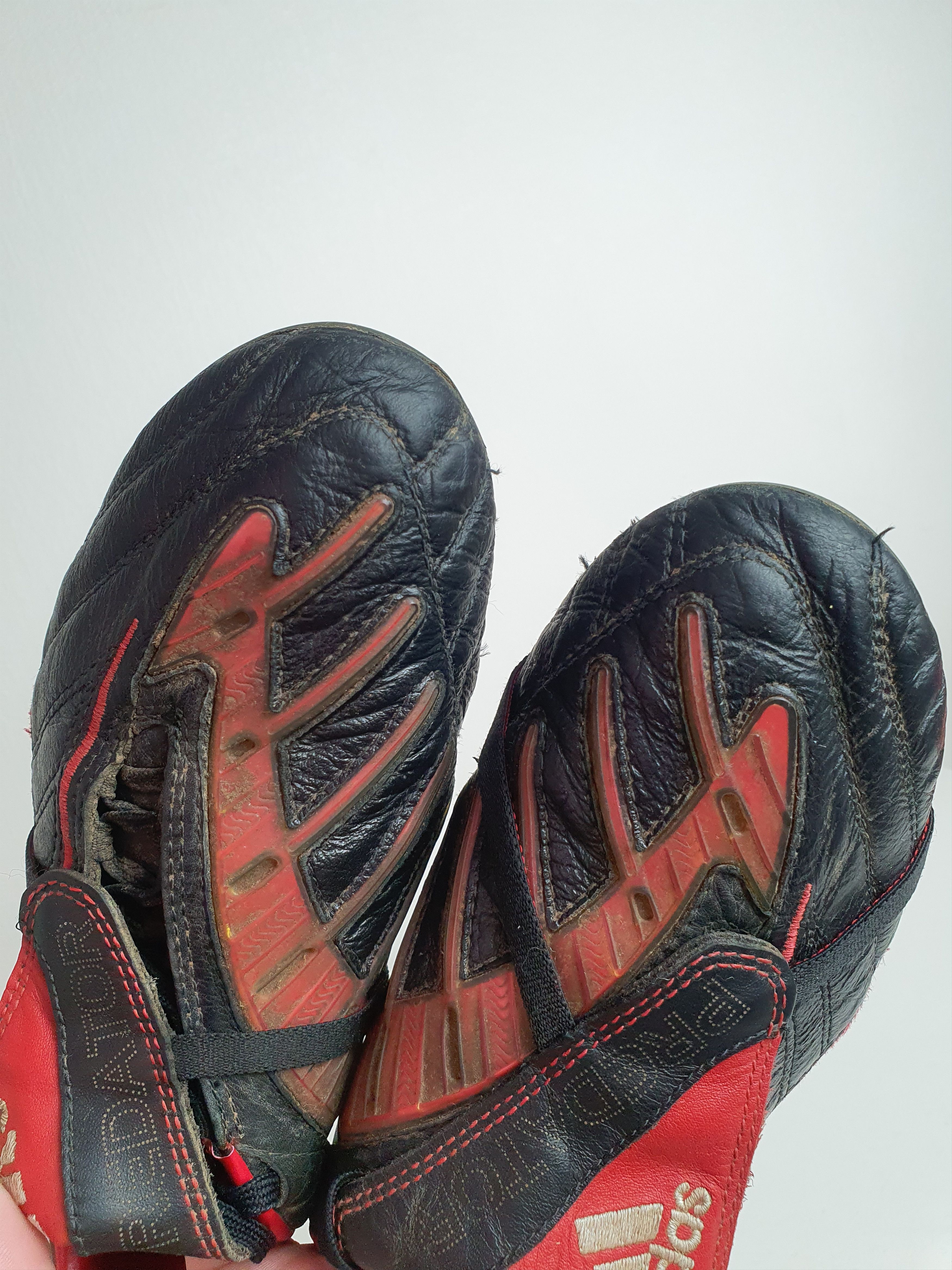 Adidas Vintage Soccer Football shoes Adidas Predator Powerswerve Size US 8 / EU 41 - 13 Thumbnail