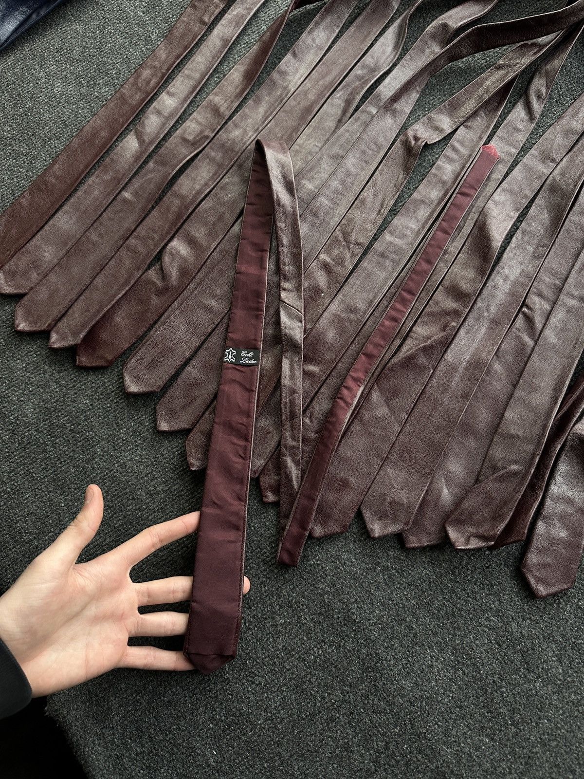 Other 🚨 LEATHER BURGUNDY ITALY TIE LUXURY VNTG RARE OLD MONEY Size ONE SIZE - 10 Thumbnail