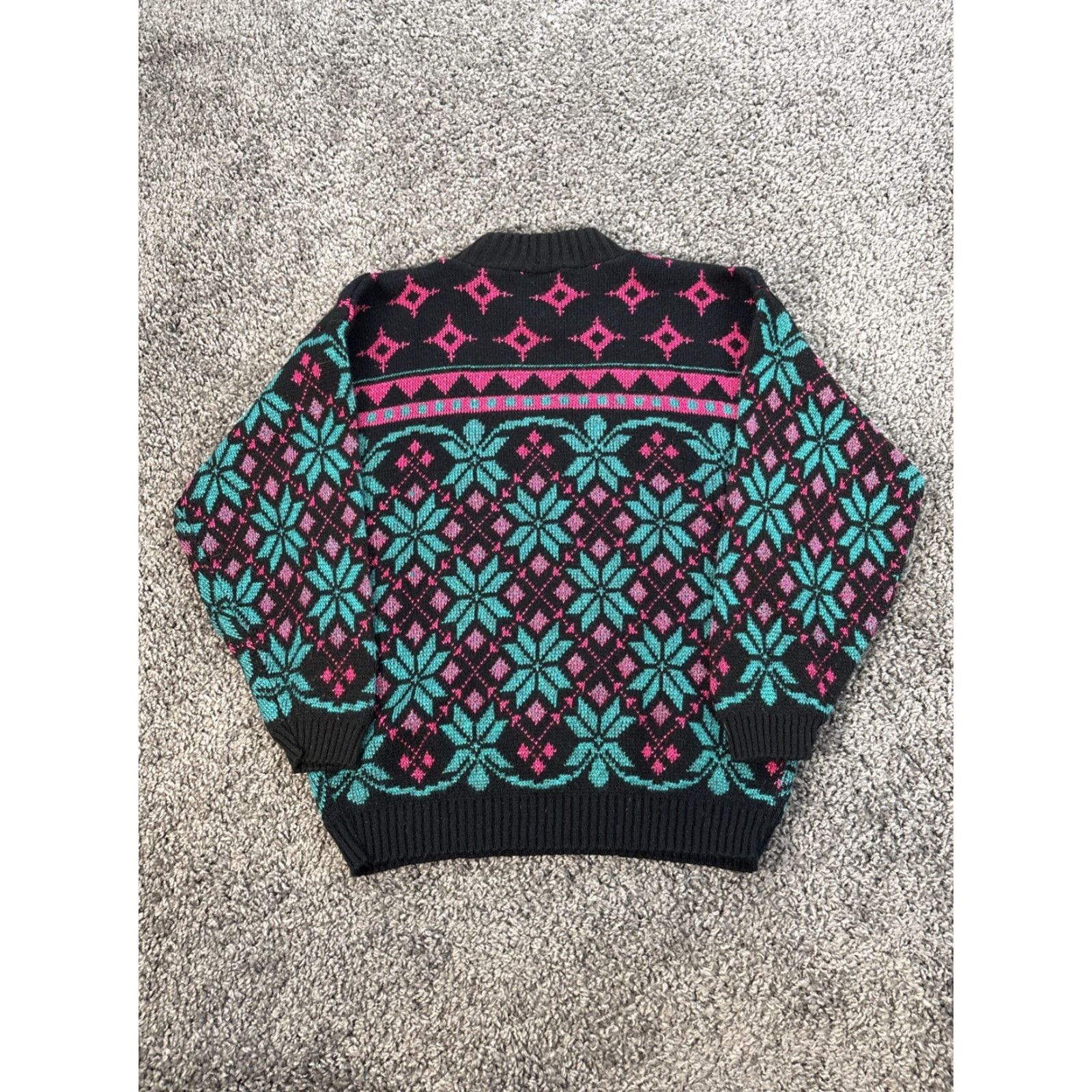 Vintage VINTAGE Rose Sweater Womens M Chunky-Knit Floral Fair Isle Sparkle Party Crew Neck Pullover Acrylic Pink Modern Womens Rose Resort Style Size M / US 6-8 / IT 42-44 - 6 Thumbnail