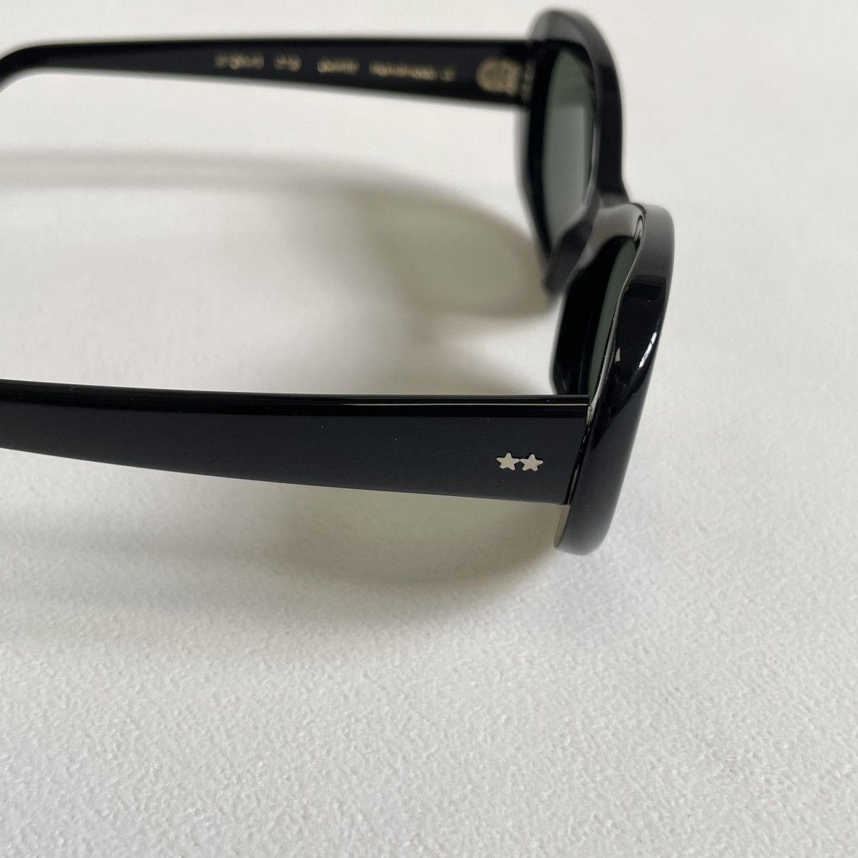 Cutler and Gross 70’s Style Black Oval ‘Cat Eye’ Sunglasses Size ONE SIZE - 6 Thumbnail