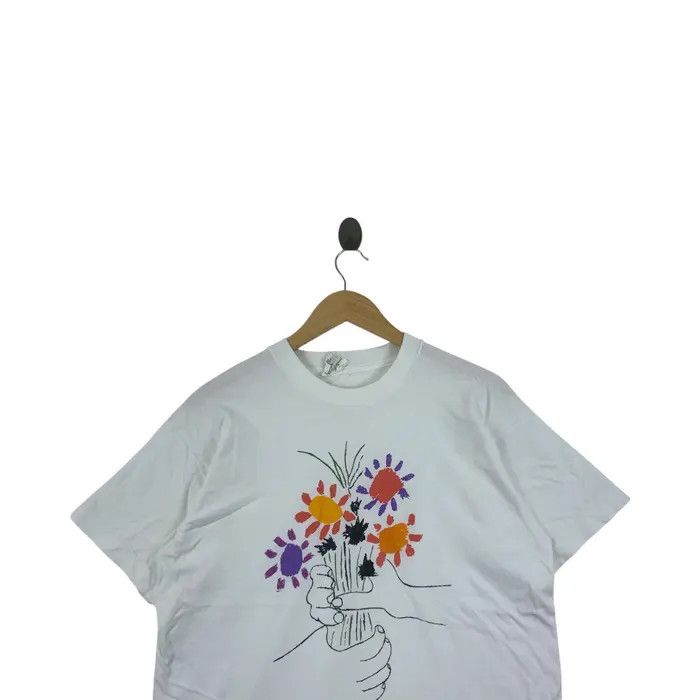 Vintage Vintage 1988 PICASSO BOUQUET OF PEACE Painting Tee Shirt Size L / US 10 / IT 46 - 3 Thumbnail