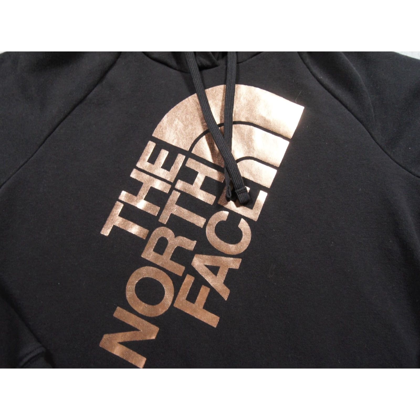 The North Face North Face Sweatshirt Womens Medium Black Hoodie Pullover Sweater Outdoor Size M / US 6-8 / IT 42-44 - 2 Thumbnail