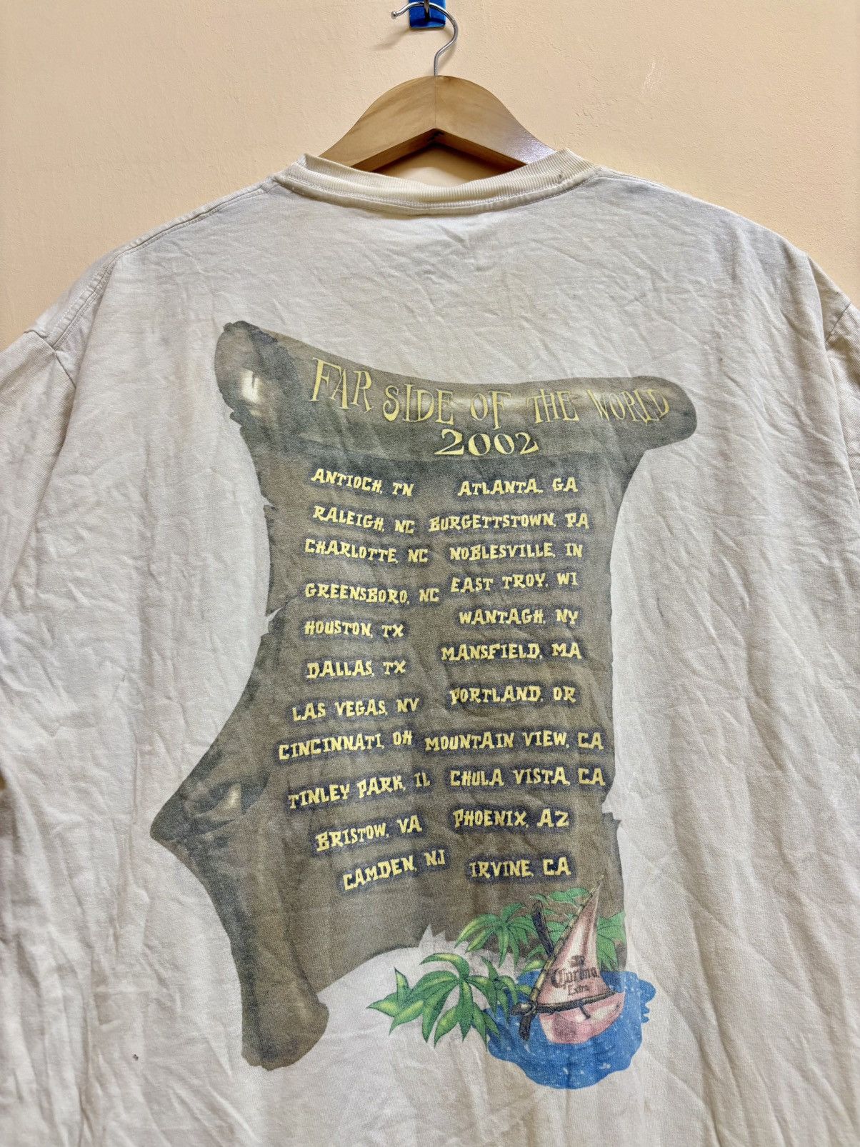 Band Tees Vintage Jimmy Buffett Band Tour 2002 Far Side Of The World Size US L / EU 52-54 / 3 - 4 Thumbnail