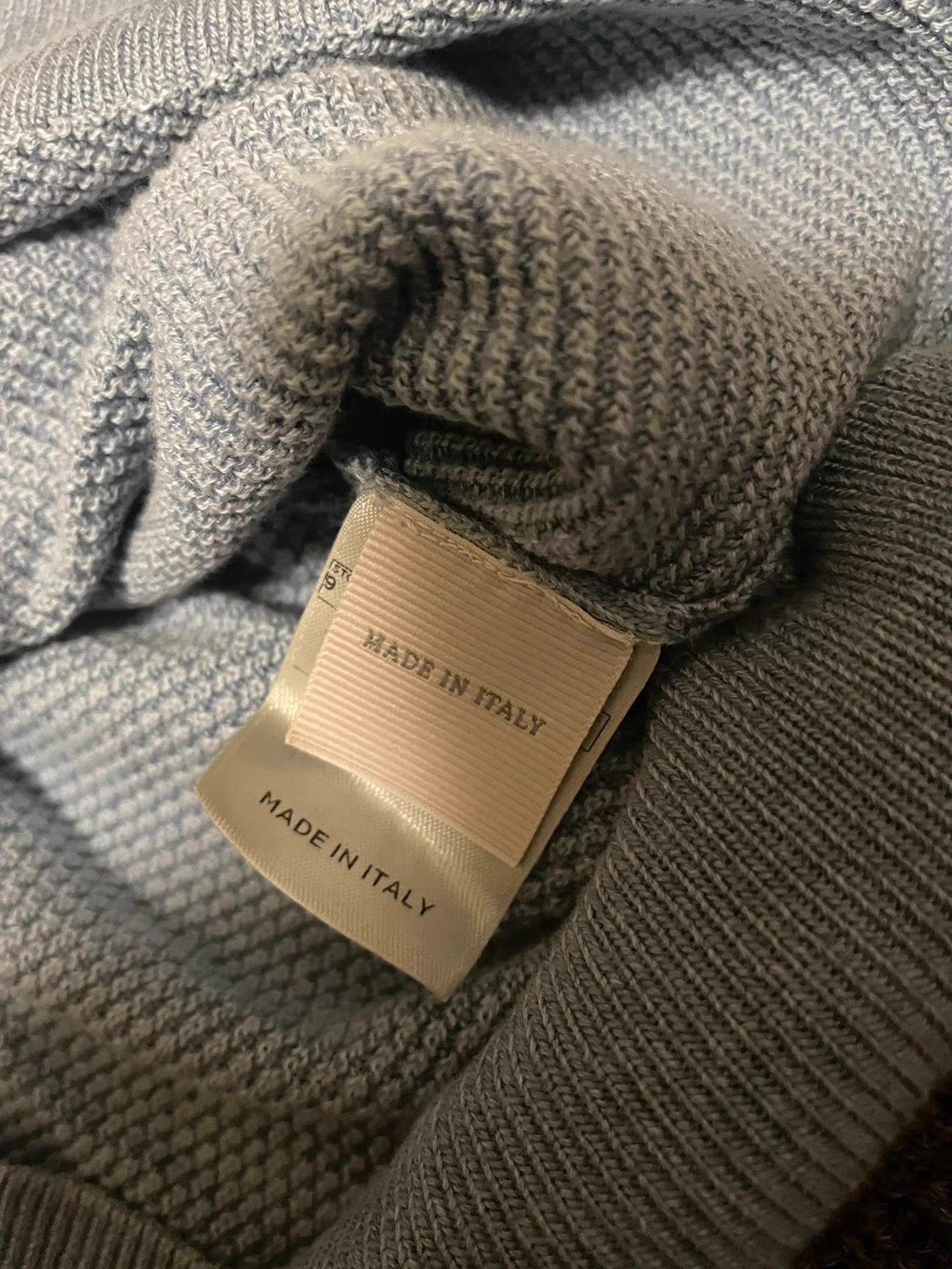 Ermenegildo Zegna Ermenegildo Zegna mainline V-neck pullover Size US M / EU 48-50 / 2 - 3 Thumbnail